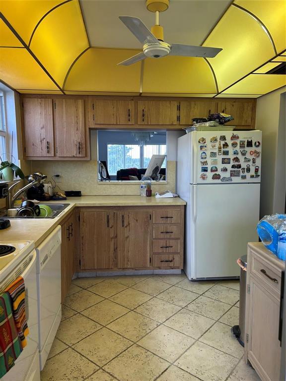 ROYAL PARK GARDENS II-L CONDO - Residential