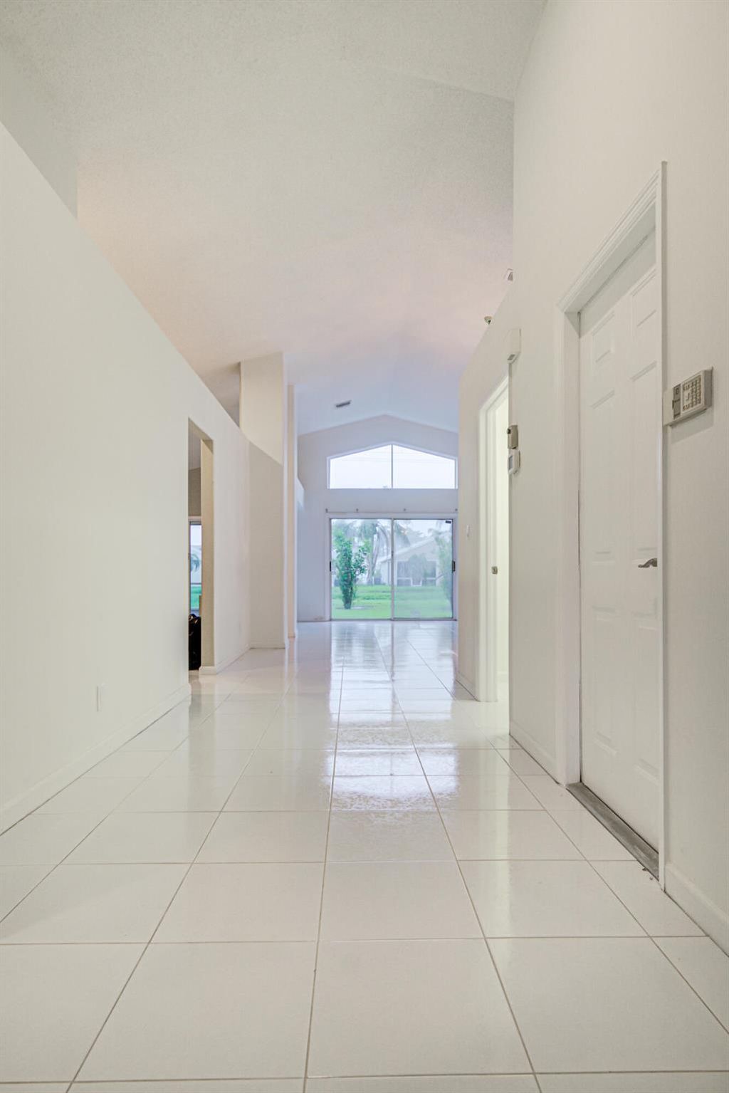 Photo of 7620 Stirling Bridge Boulevard N, Delray Beach, FL 33446 (MLS # R11016031)