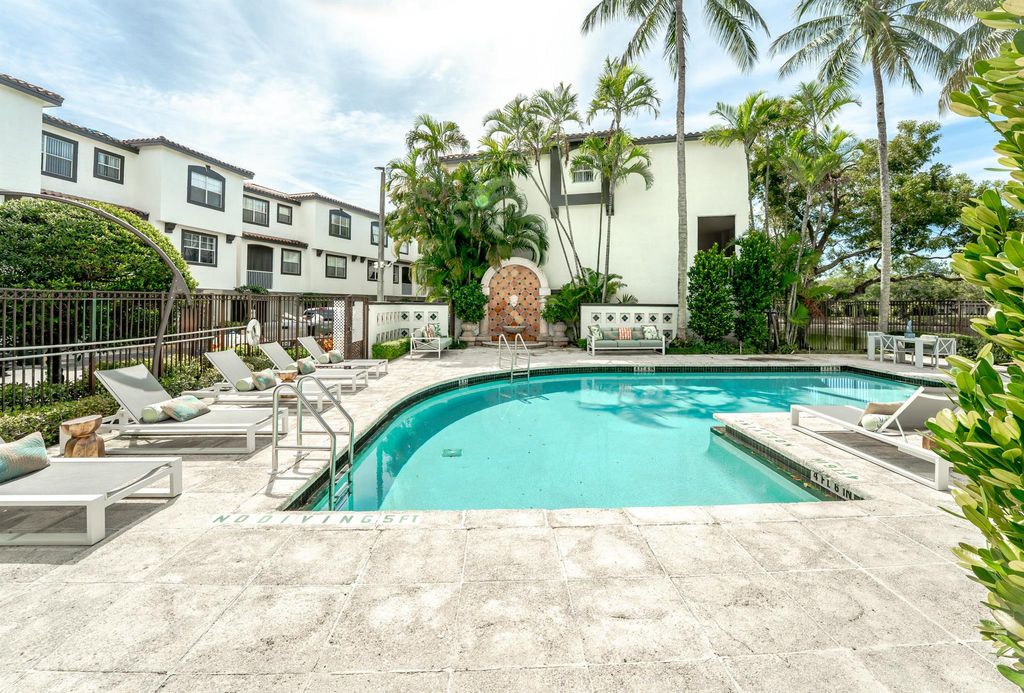 Photo of 20889 Saint Andrews Boulevard, Boca Raton, FL 33433 (MLS # R11124012)