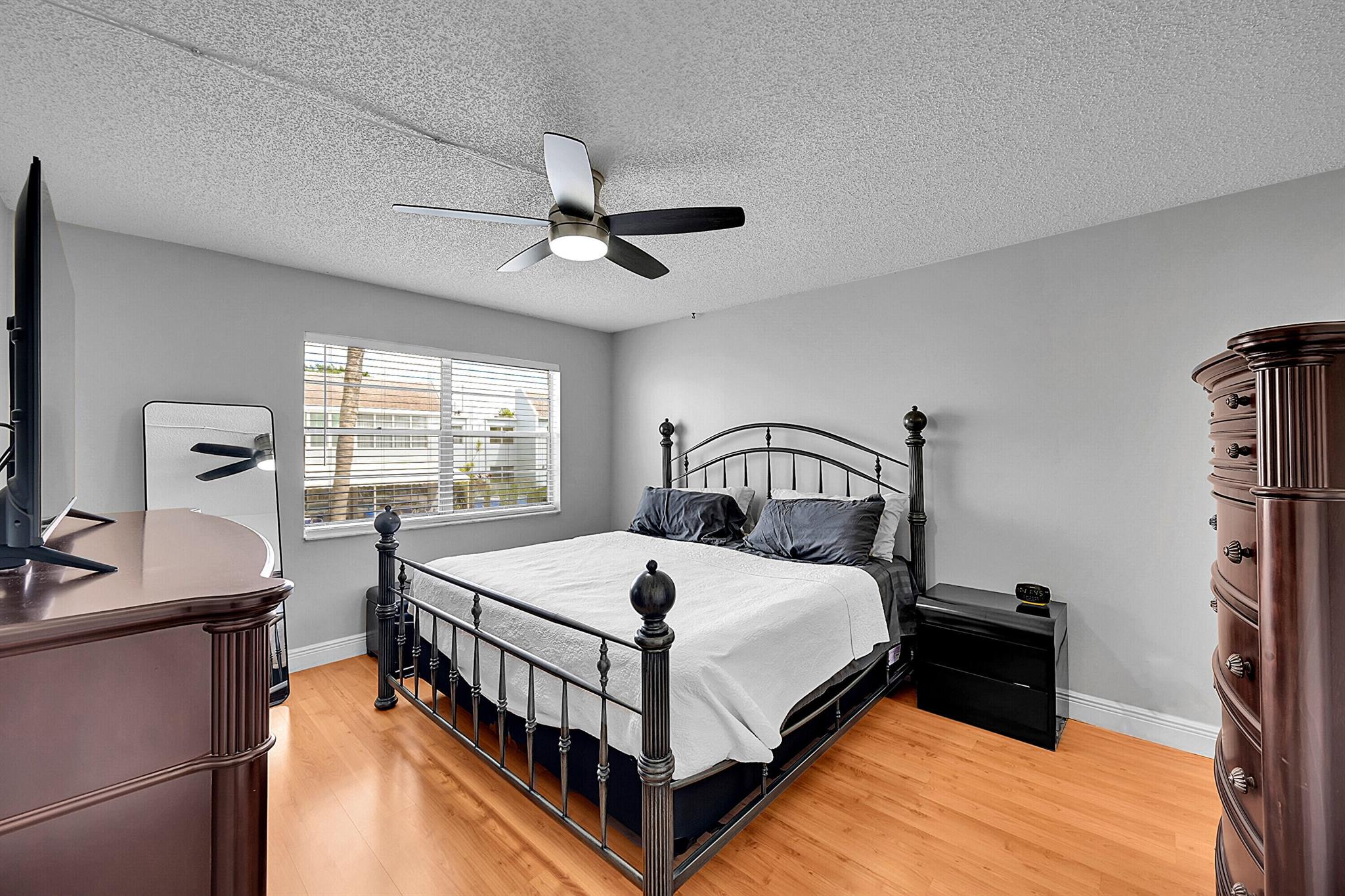 SABAL PINE SOUTH CONDO - Residential