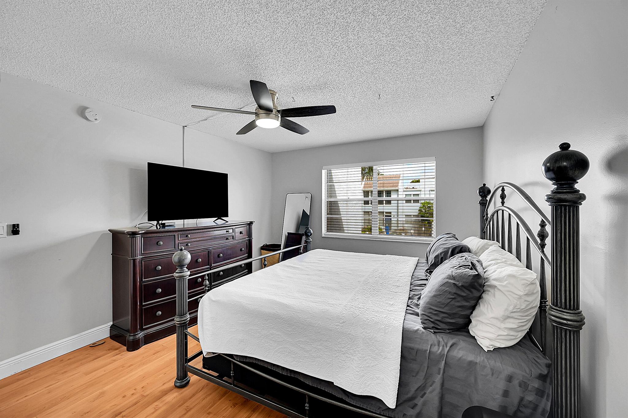 SABAL PINE SOUTH CONDO - Residential