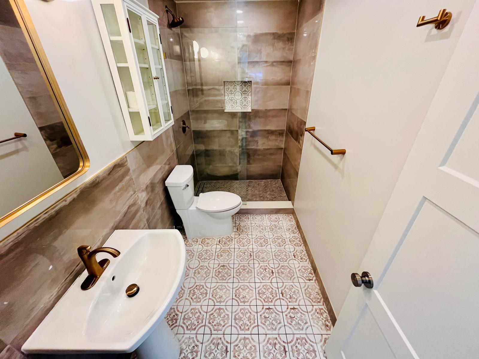 PROGRESSO 2-18 D - Residential Lease