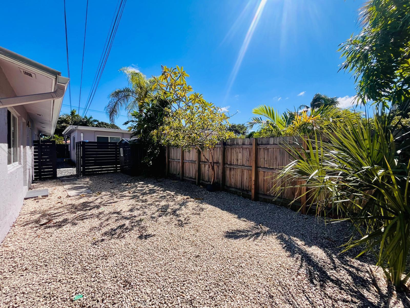 PROGRESSO 2-18 D - Residential Lease