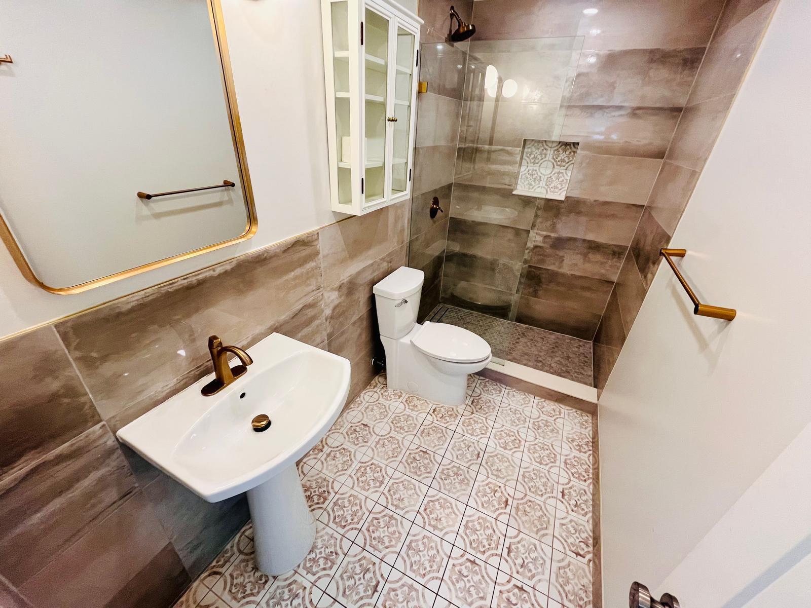 PROGRESSO 2-18 D - Residential Lease