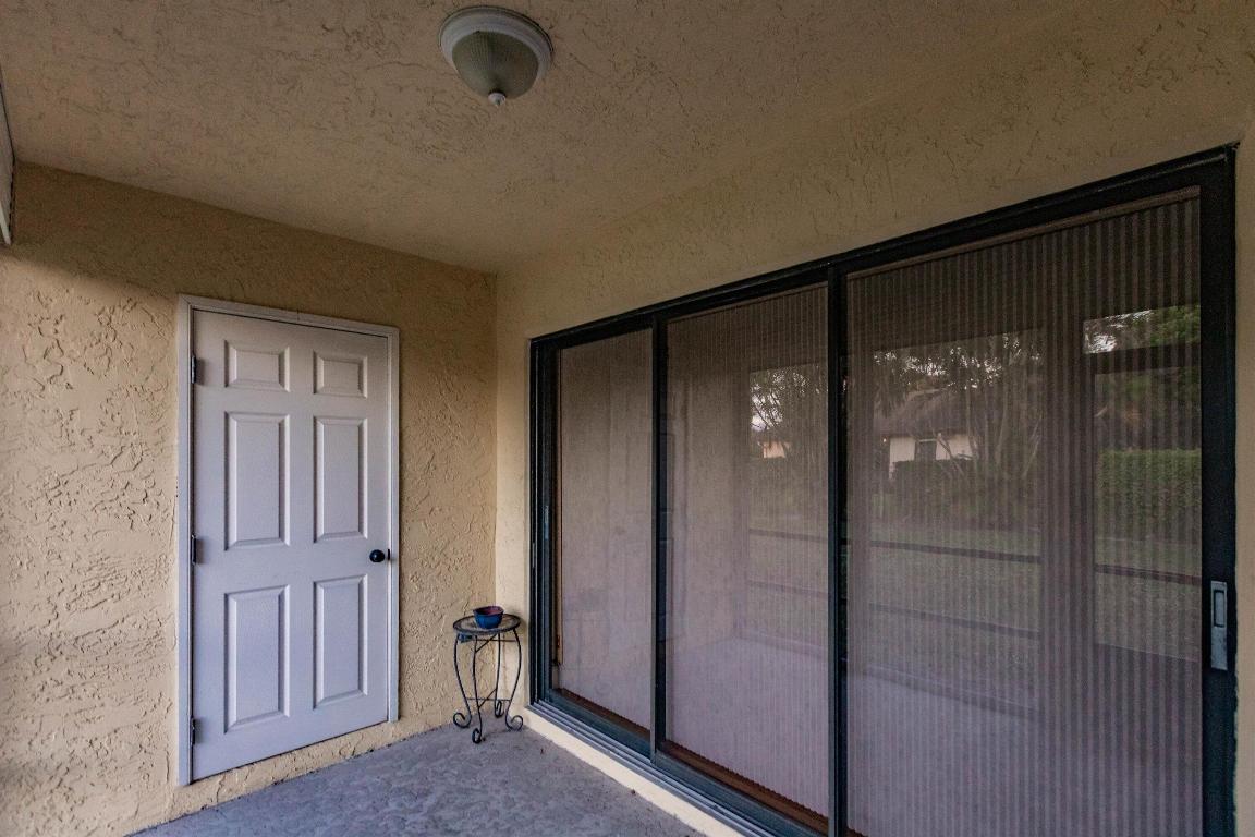 VILLAS OF WILLOW BEND - Residential