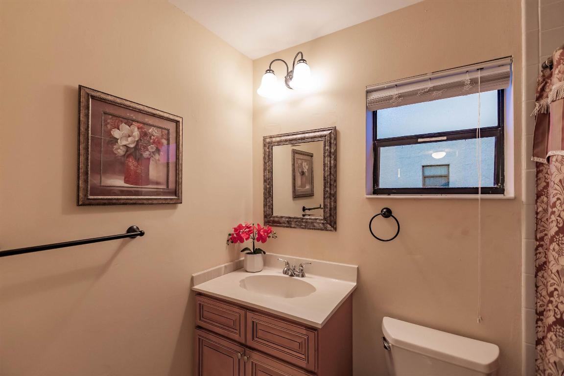 VILLAS OF WILLOW BEND - Residential