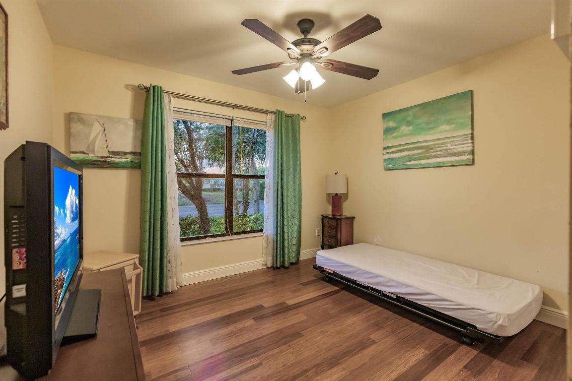 VILLAS OF WILLOW BEND - Residential