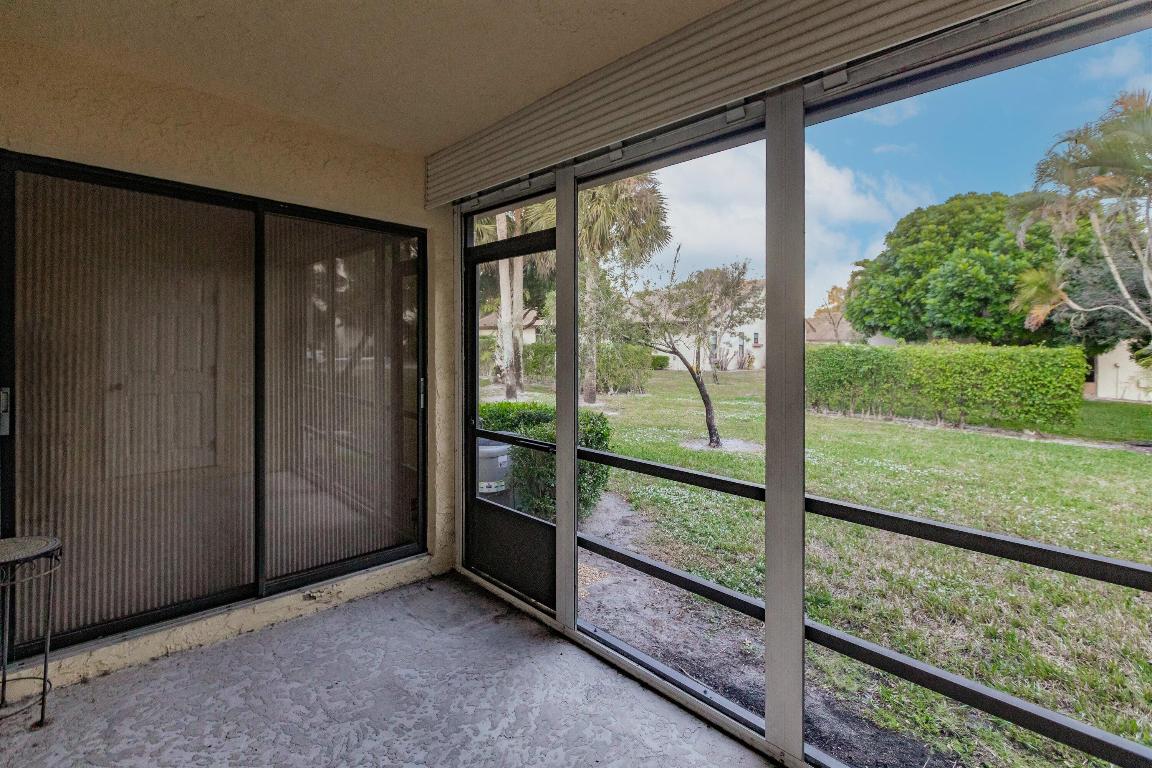 VILLAS OF WILLOW BEND - Residential