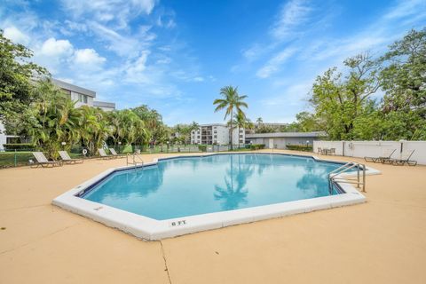 A home in Oakland Park