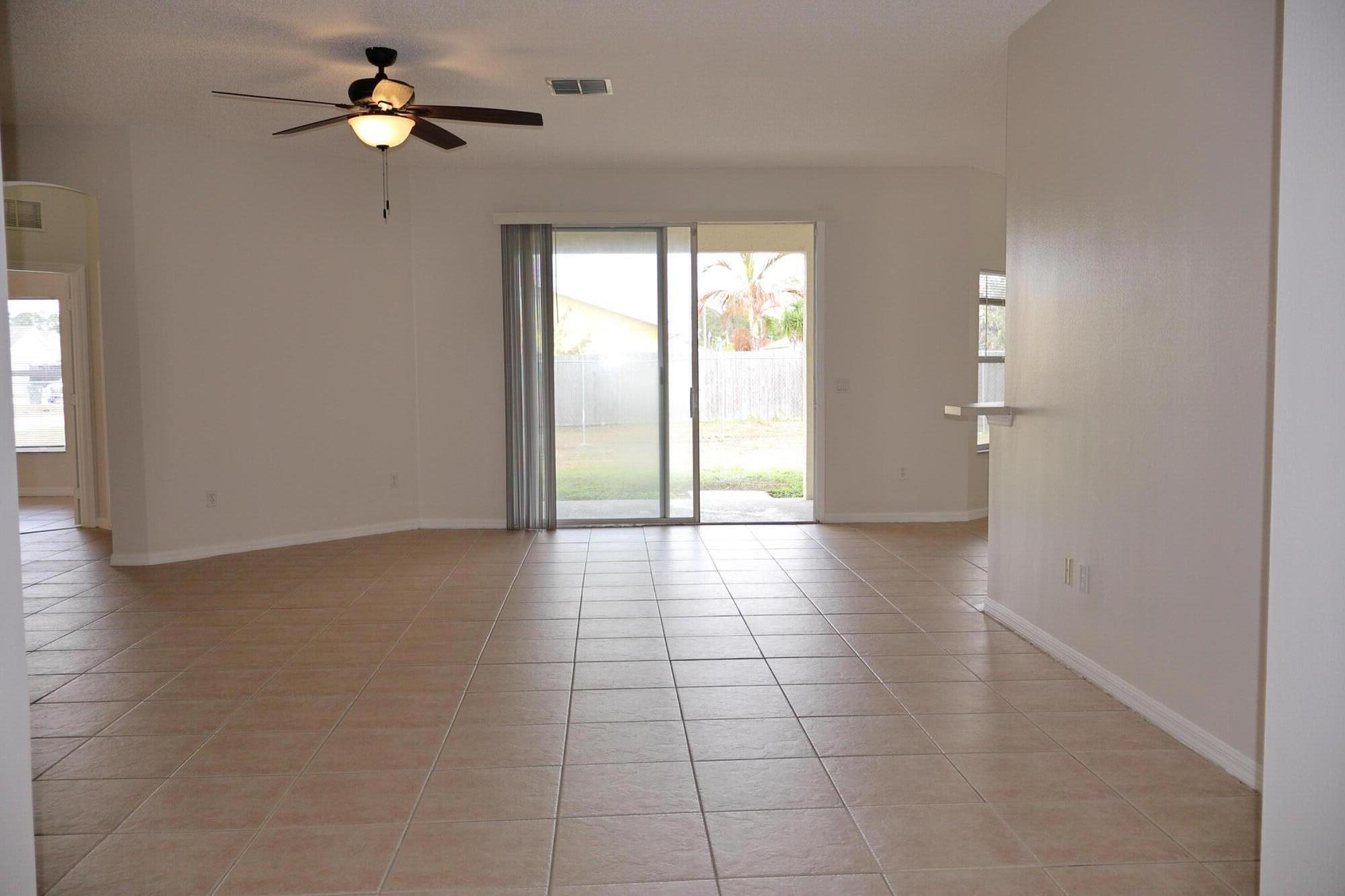 PORT ST LUCIE SECTION 17 - Residential Lease