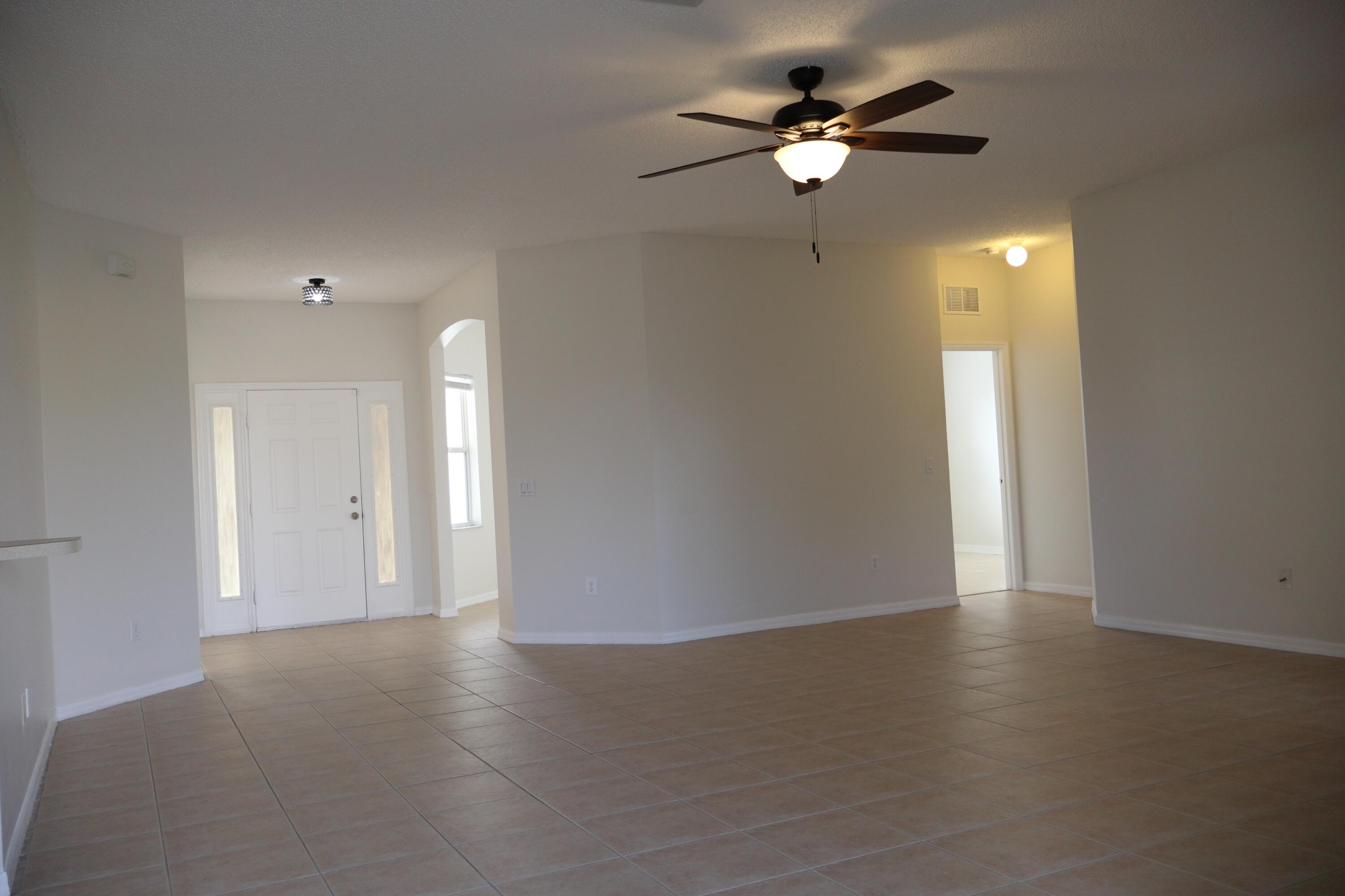 PORT ST LUCIE SECTION 17 - Residential Lease