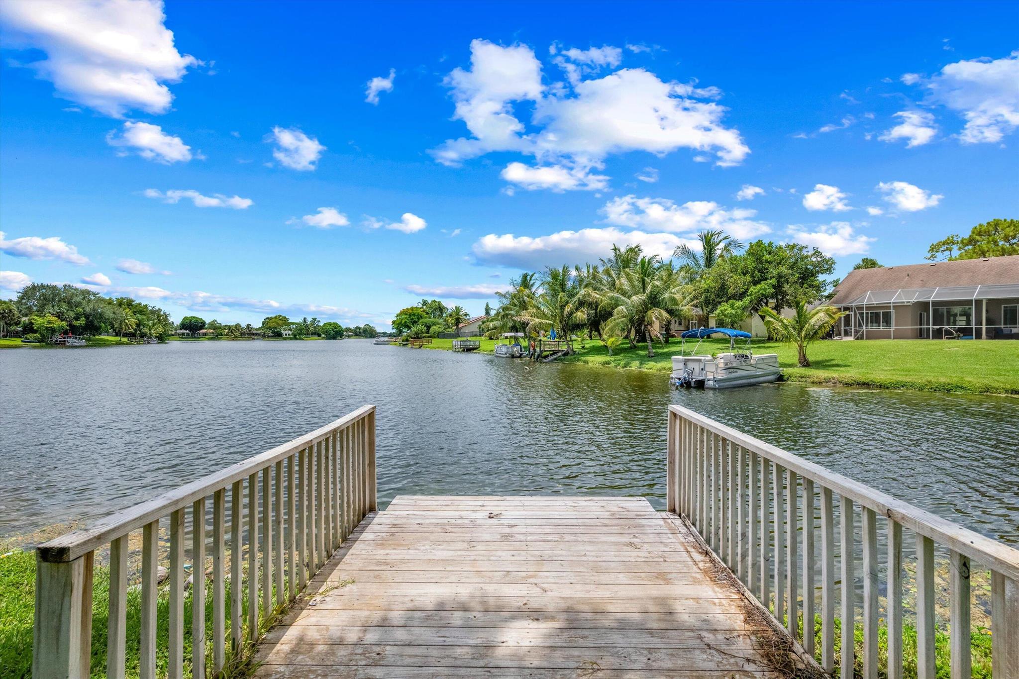 836 Lake Wellington Drive