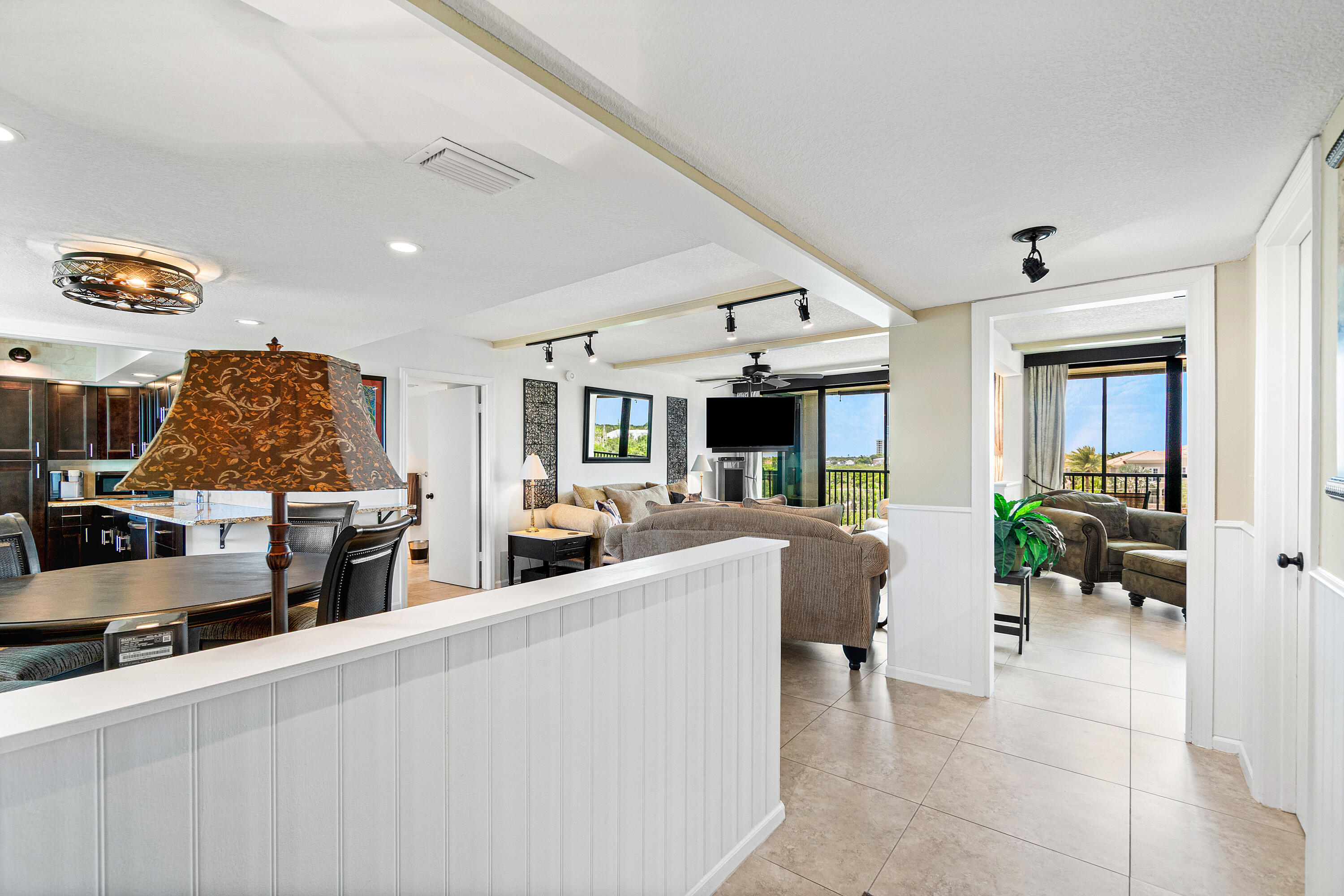 JUPITER OCEAN AND RACQUET CLUB ONE CONDO AND MIDRI - Residential