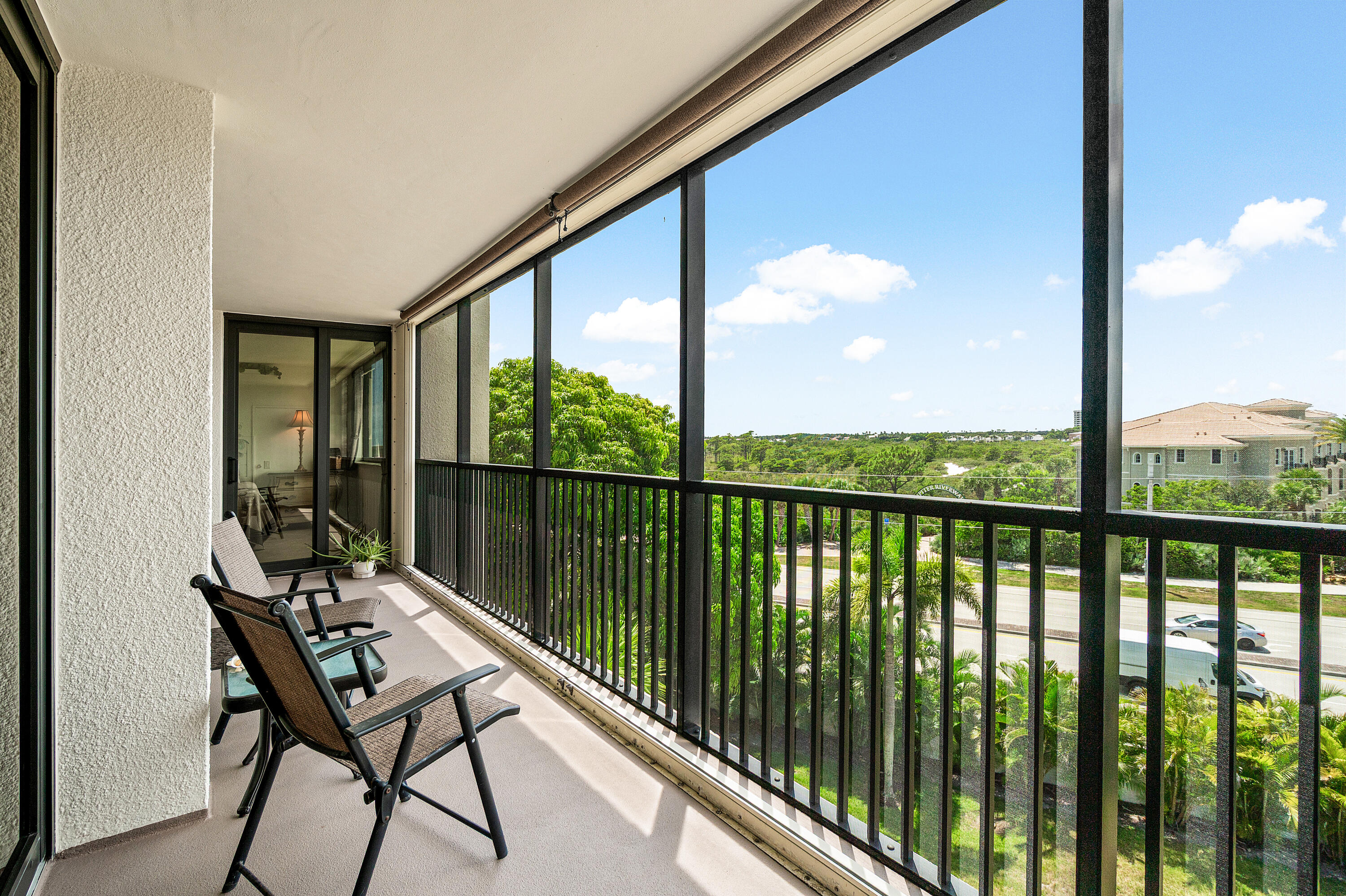 JUPITER OCEAN AND RACQUET CLUB ONE CONDO AND MIDRI - Residential