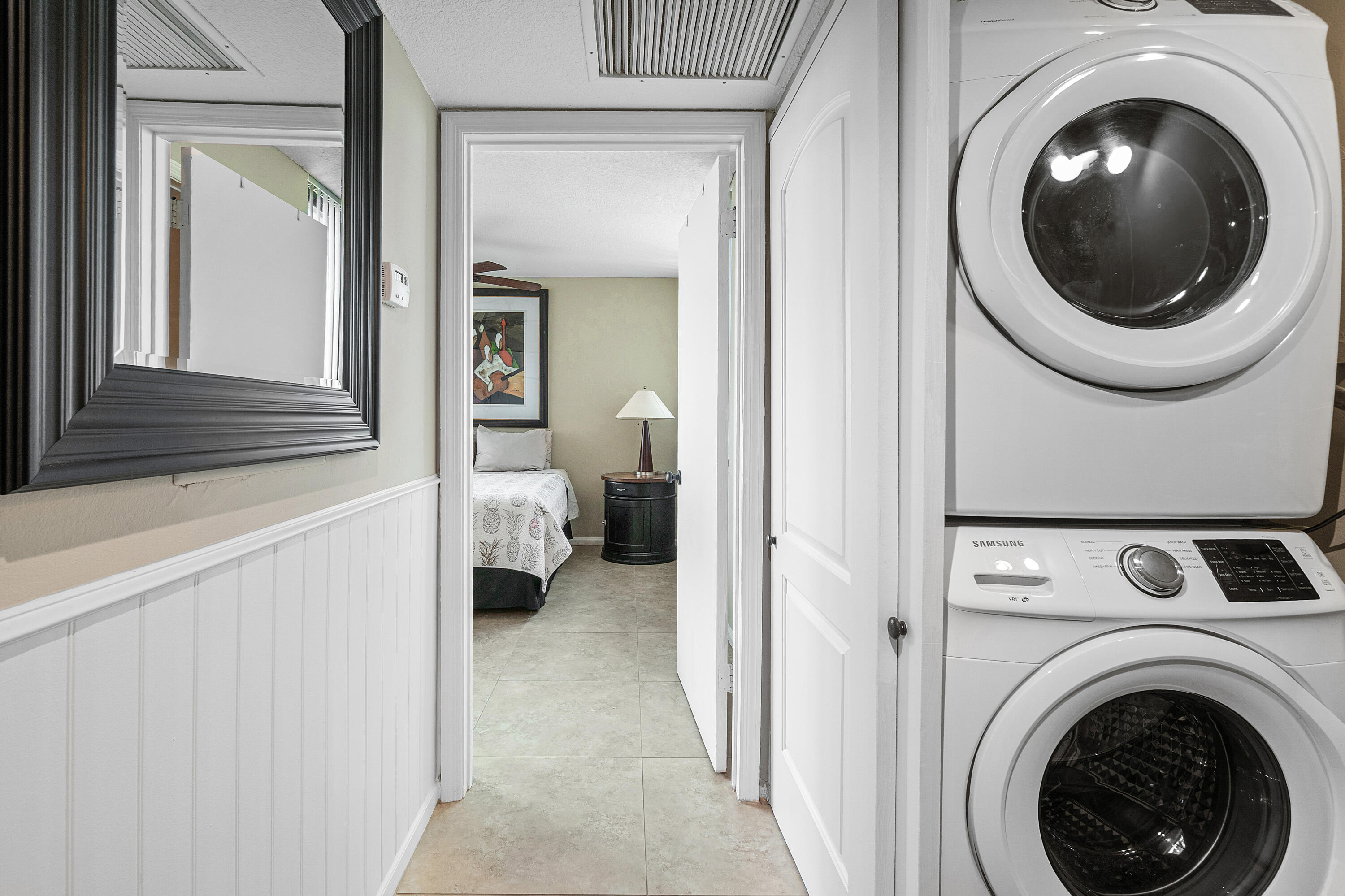 JUPITER OCEAN AND RACQUET CLUB ONE CONDO AND MIDRI - Residential