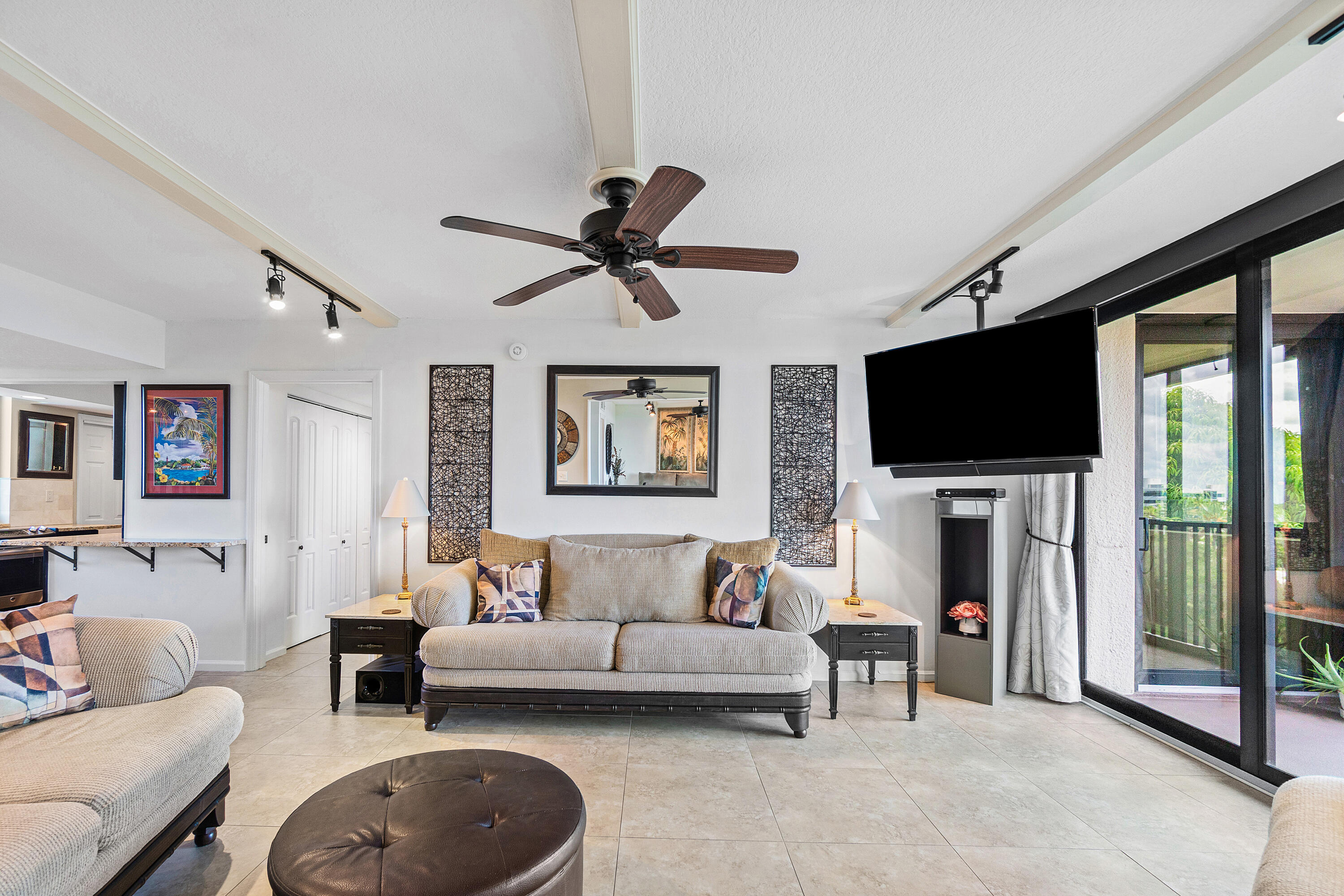 JUPITER OCEAN AND RACQUET CLUB ONE CONDO AND MIDRI - Residential