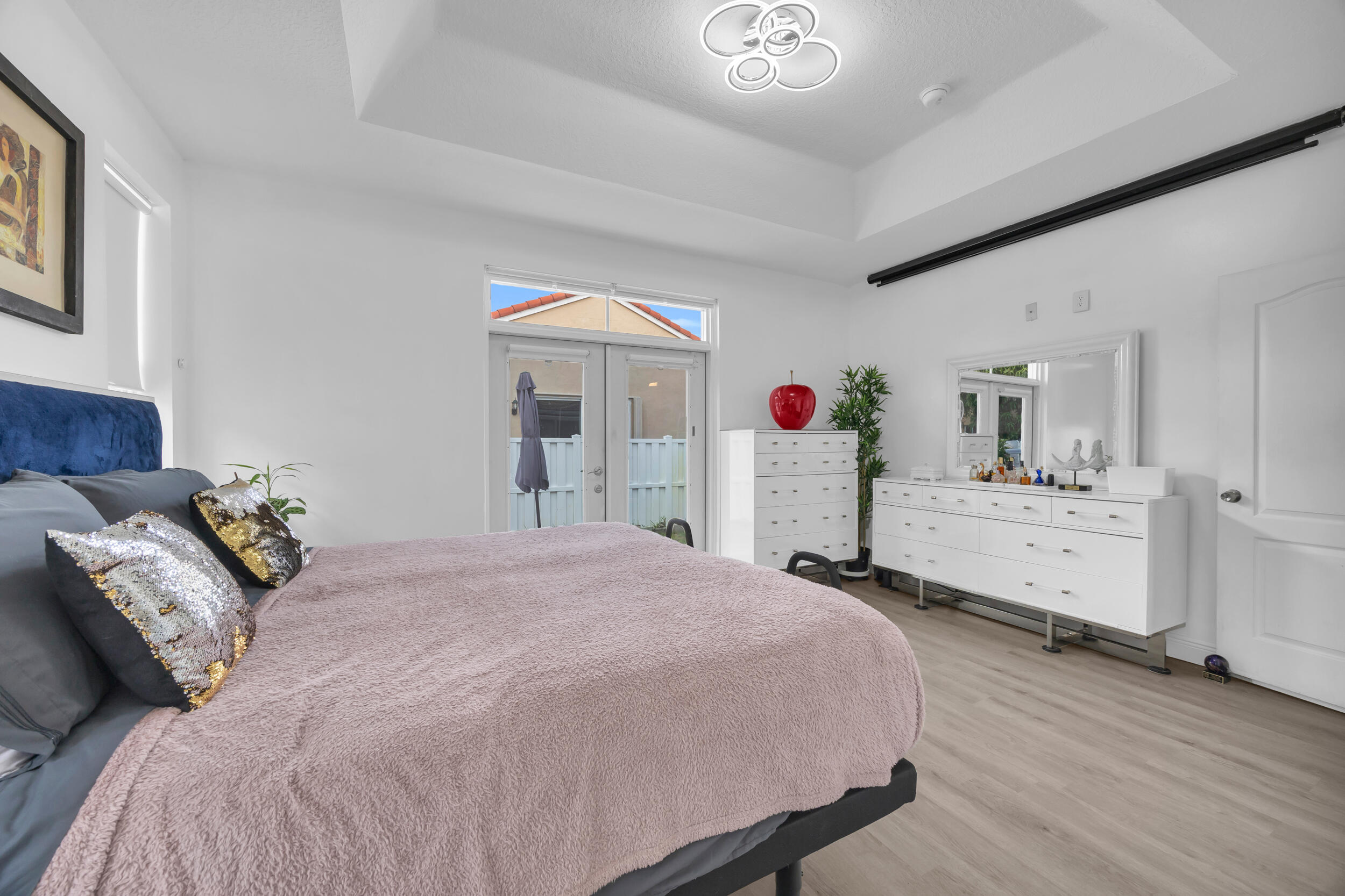 POD 6 AT MONARCH LAKES - Residential