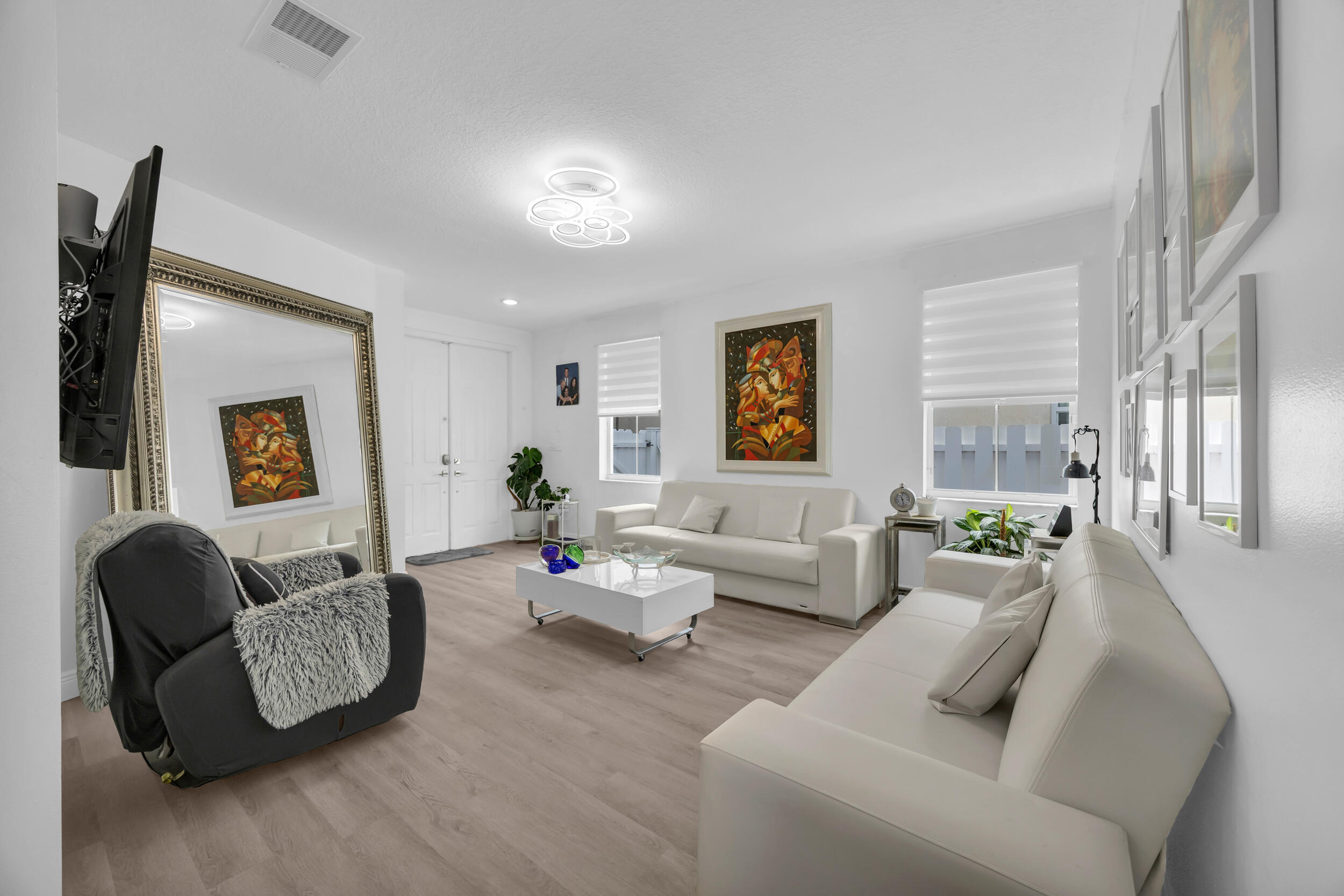 POD 6 AT MONARCH LAKES - Residential