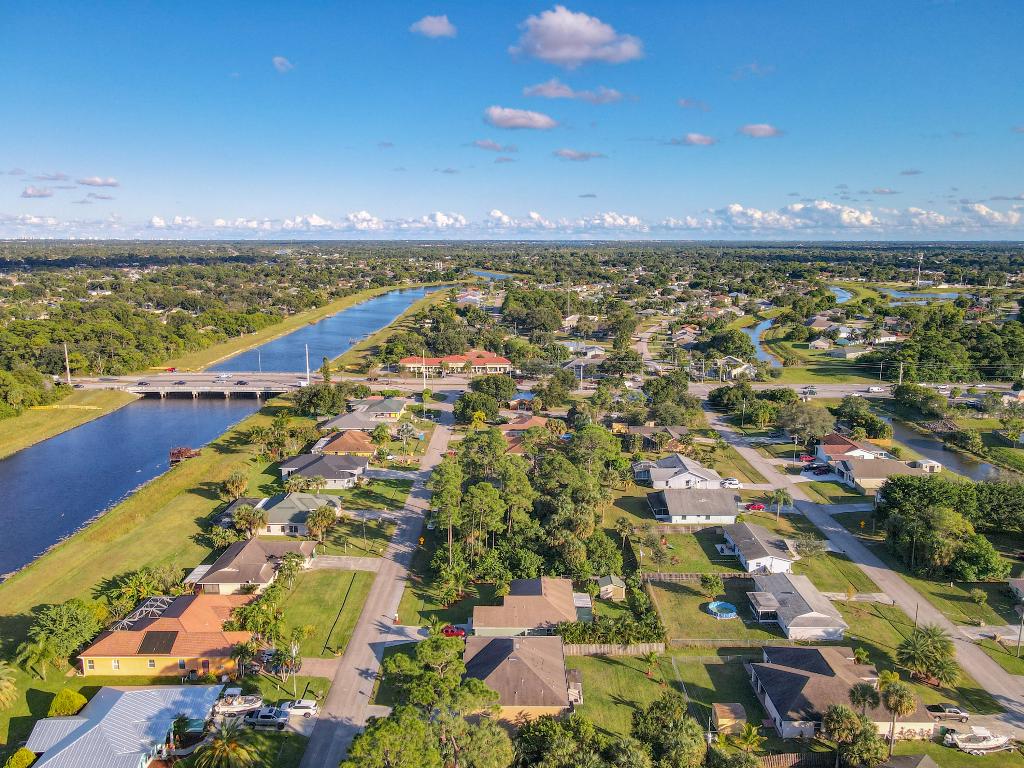 PORT ST LUCIE SECTION 23 - Residential