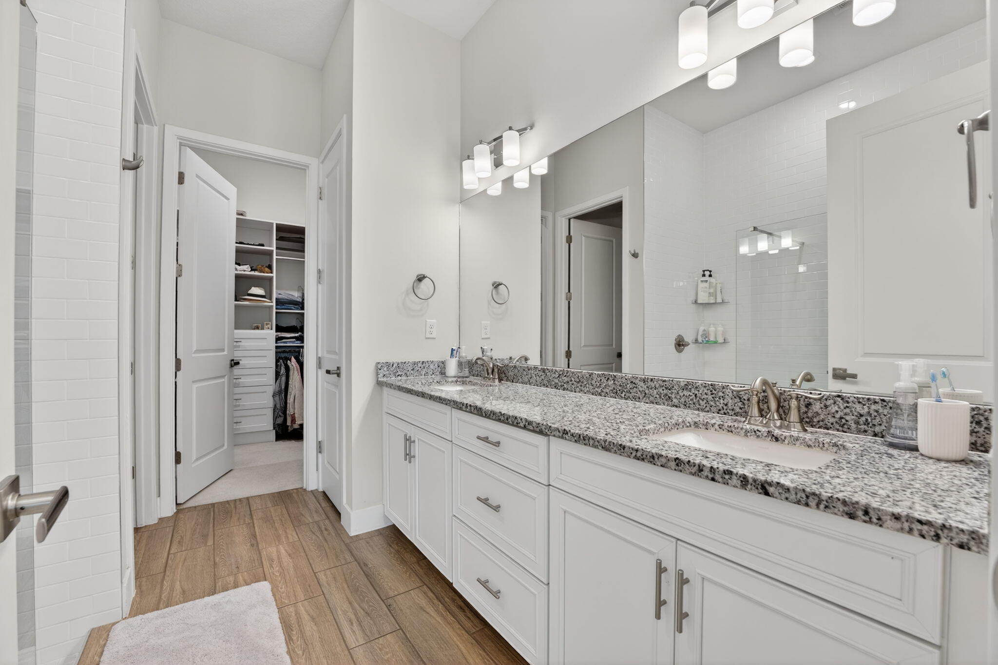 MCJUNKIN FARMS PLAT - Residential
