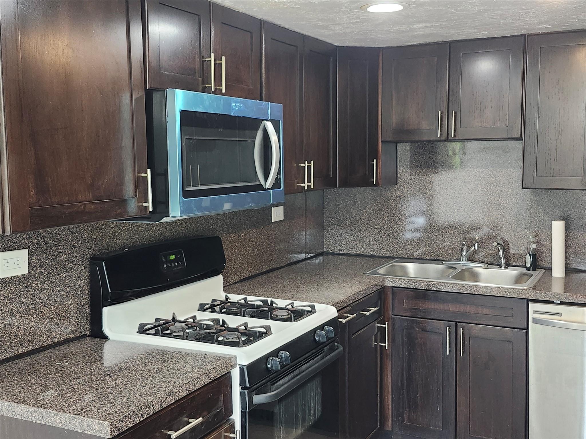 Missionwood At Miramar Condo - Residential Lease
