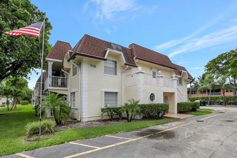 A home in Deerfield Beach