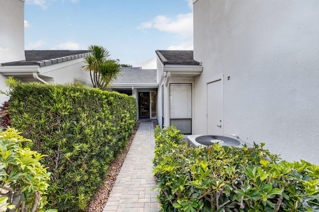 Photo of 19950 Sawgrass Lane #5203, Boca Raton, FL 33434 (MLS # B26040474)