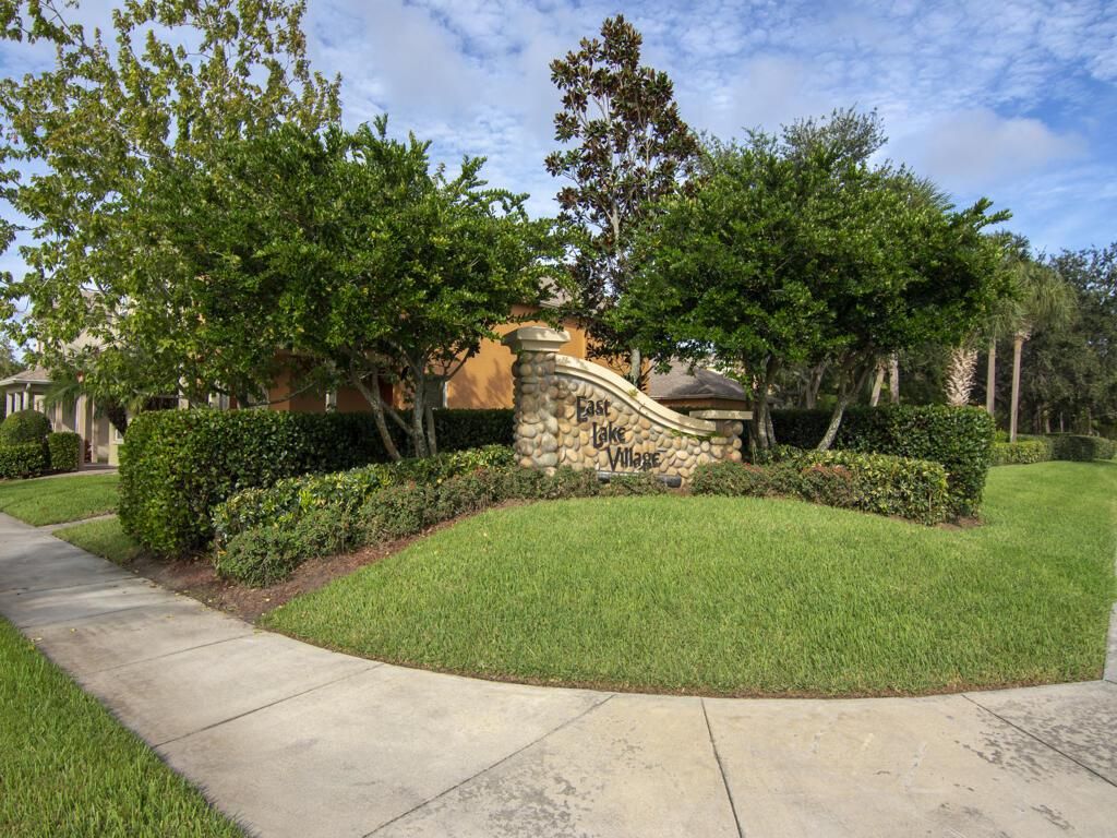 Photo of 2527 SE Ruskin Drive, Port Saint Lucie, FL 34952 (MLS # R10711998)