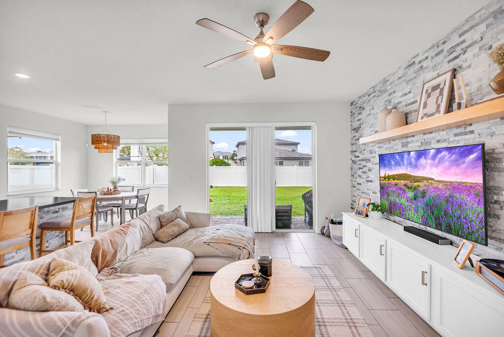 COPPER CREEK - Residential