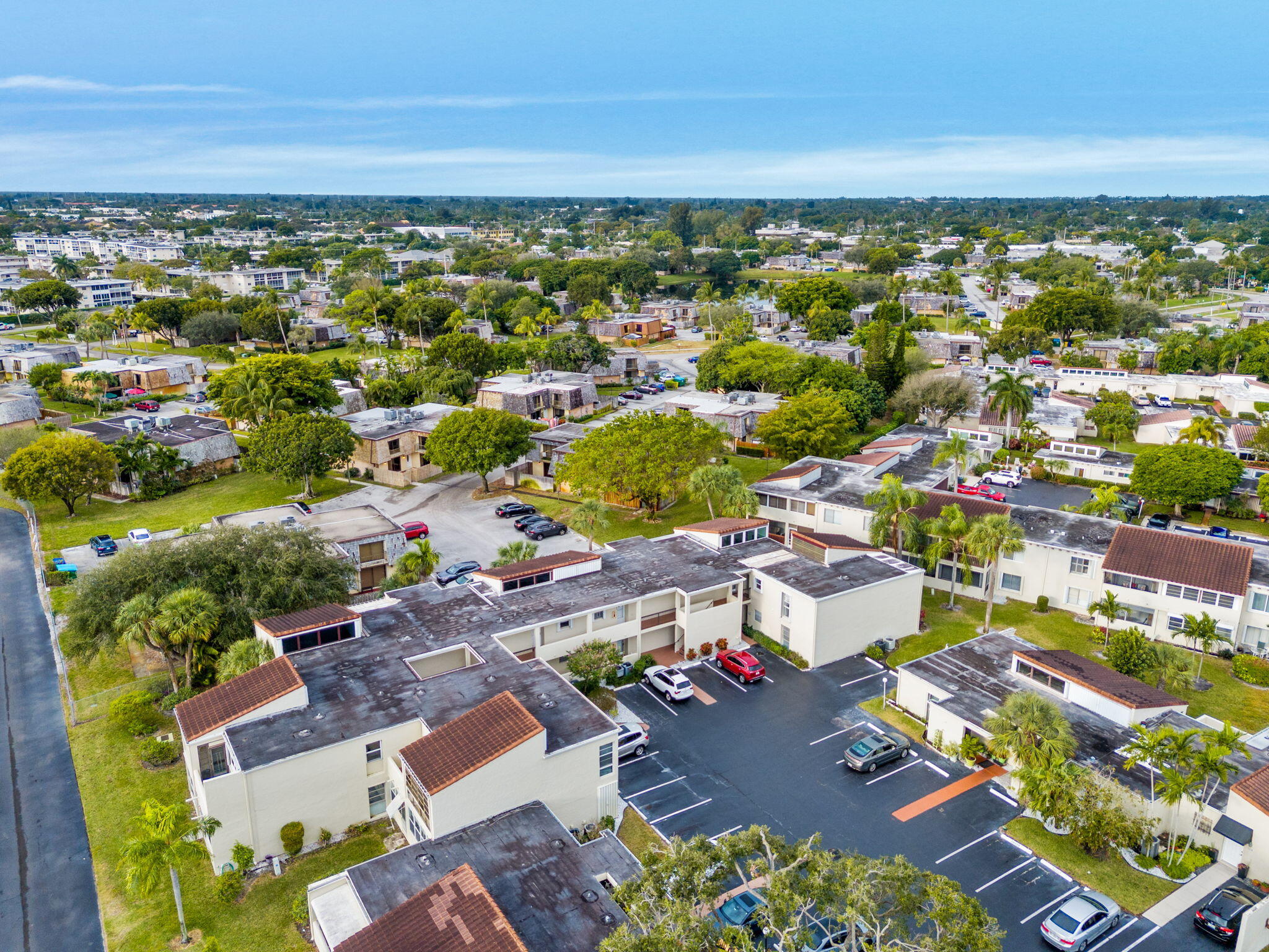 BOUNDBROOK CONDO S - Residential