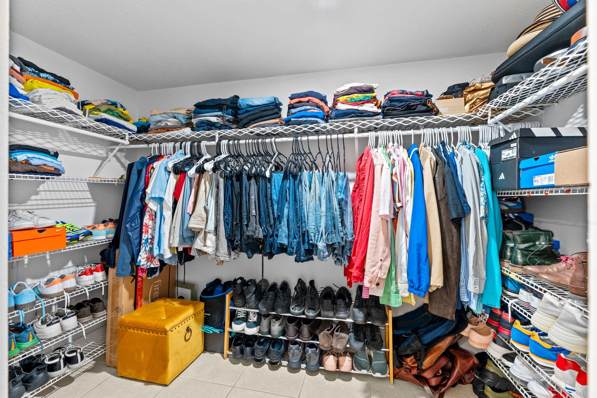 BOUNDBROOK CONDO S - Residential