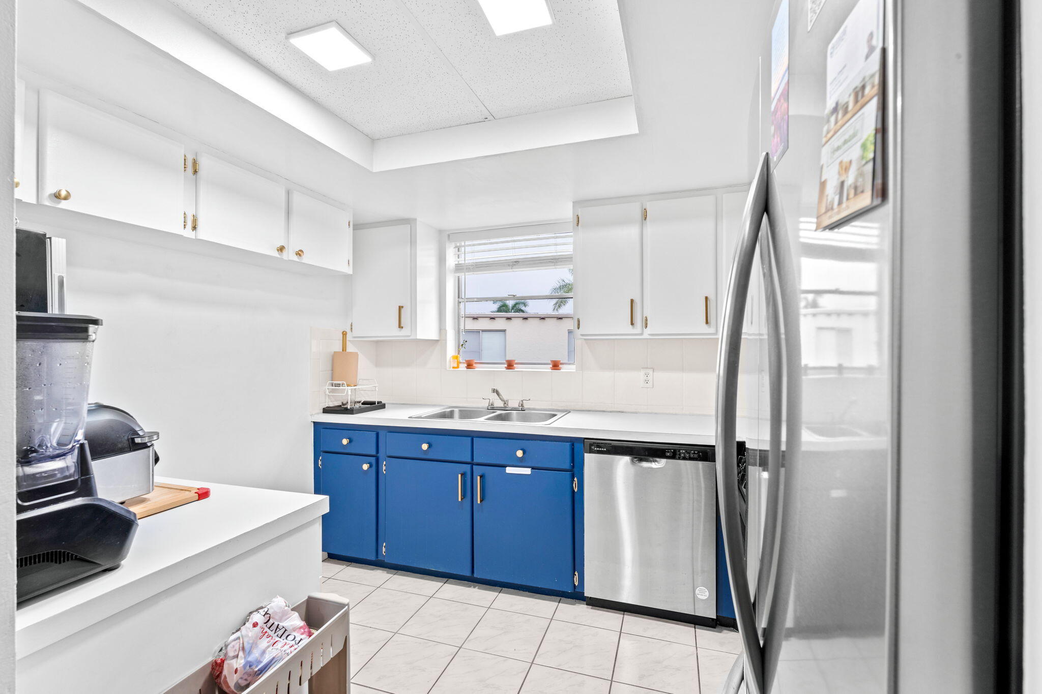 BOUNDBROOK CONDO S - Residential