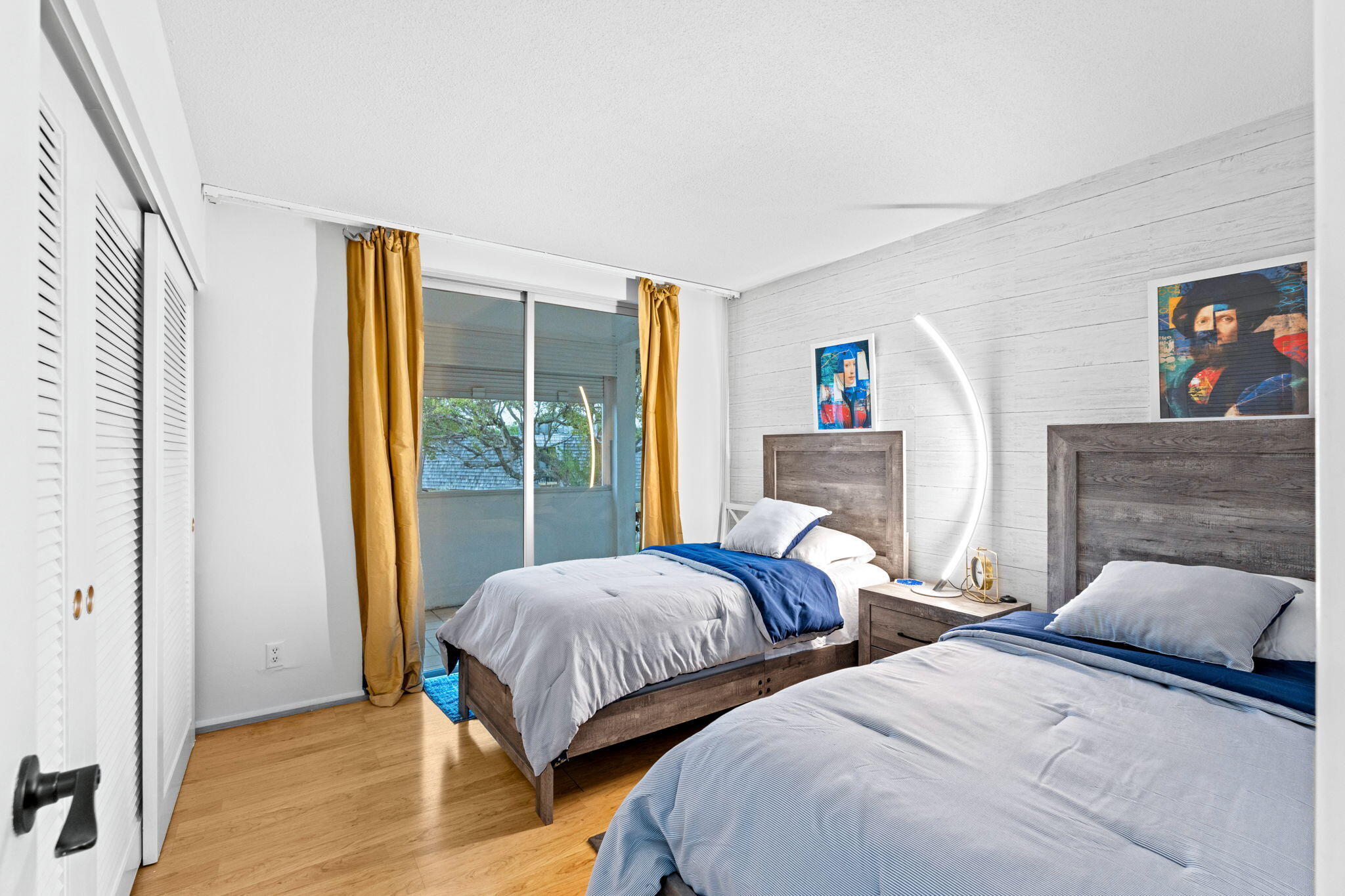 BOUNDBROOK CONDO S - Residential