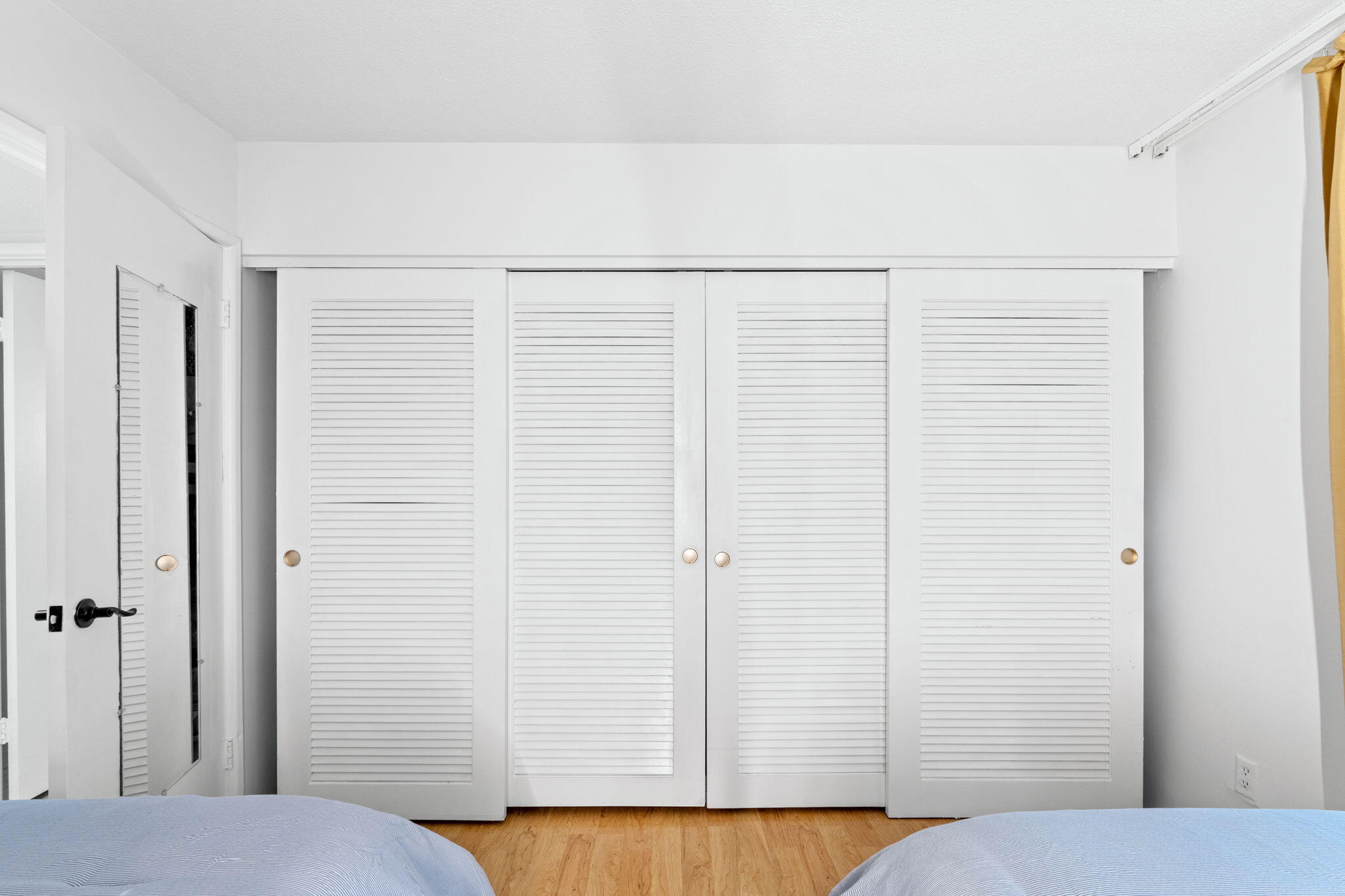 BOUNDBROOK CONDO S - Residential