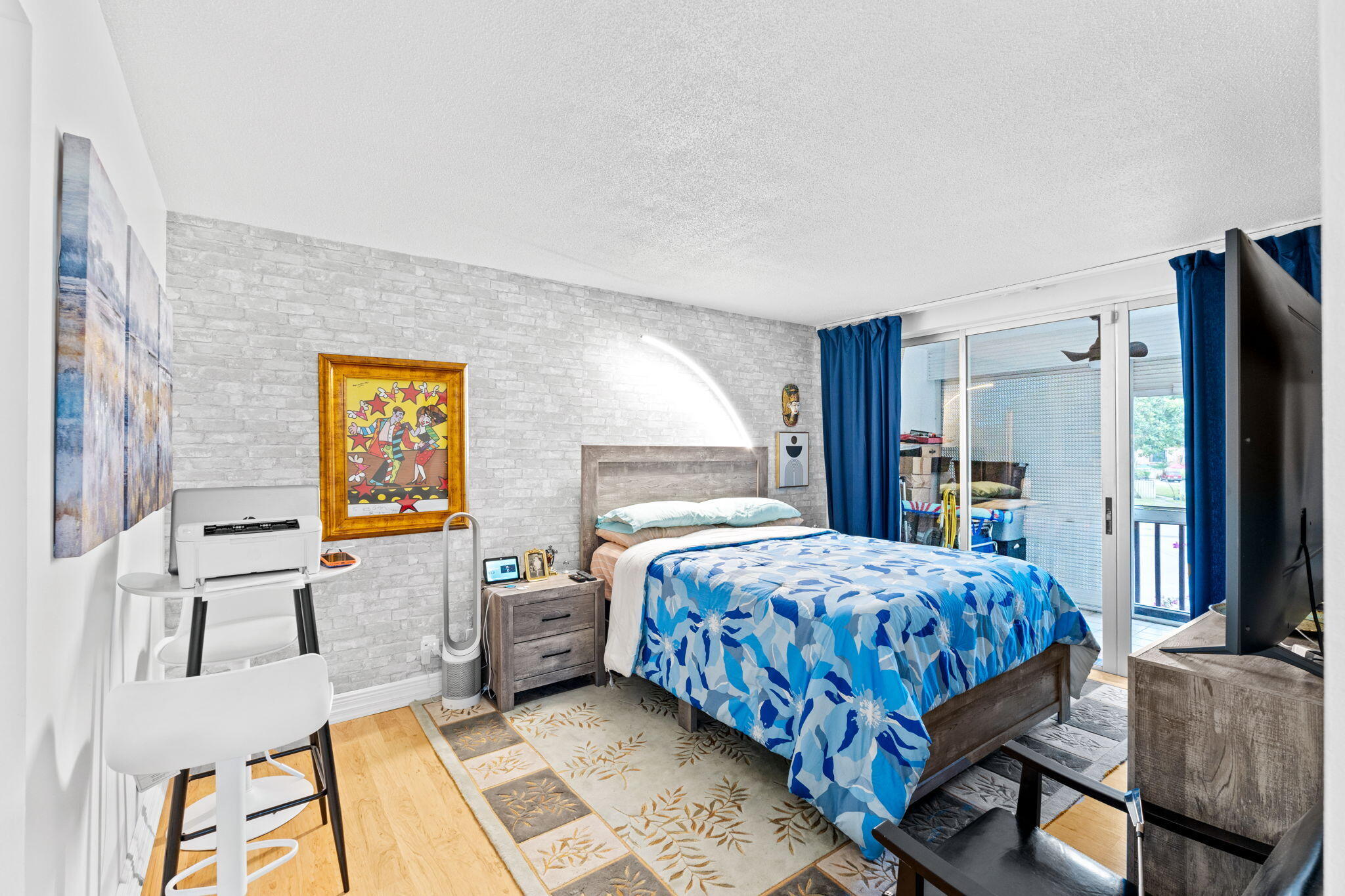 BOUNDBROOK CONDO S - Residential