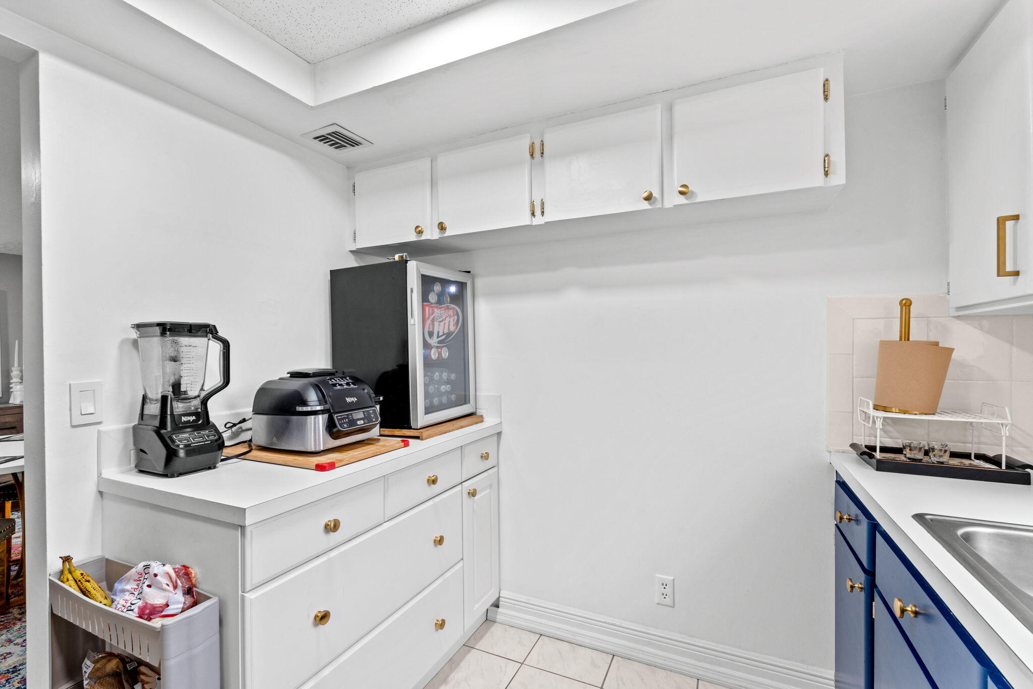 BOUNDBROOK CONDO S - Residential