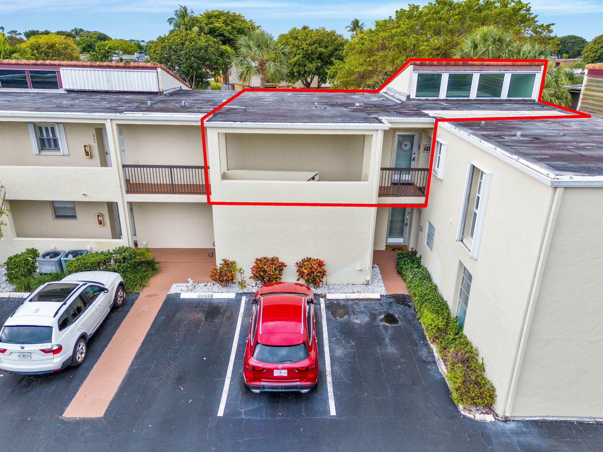 BOUNDBROOK CONDO S - Residential