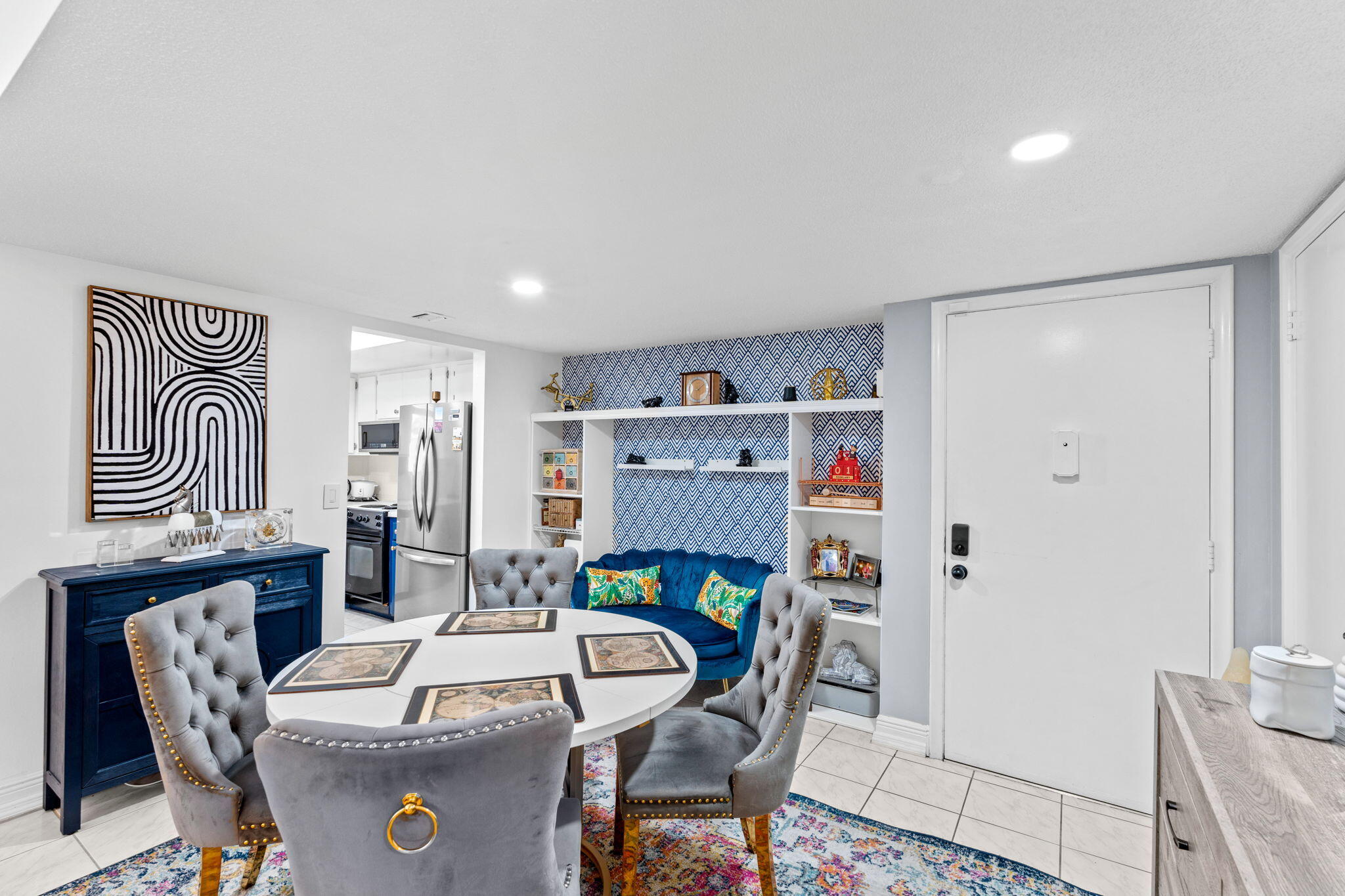 2540 Boundbrook Boulevard 209