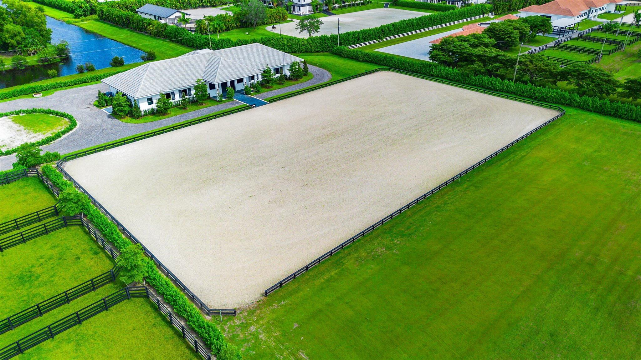 PALM BEACH POINT - Residential