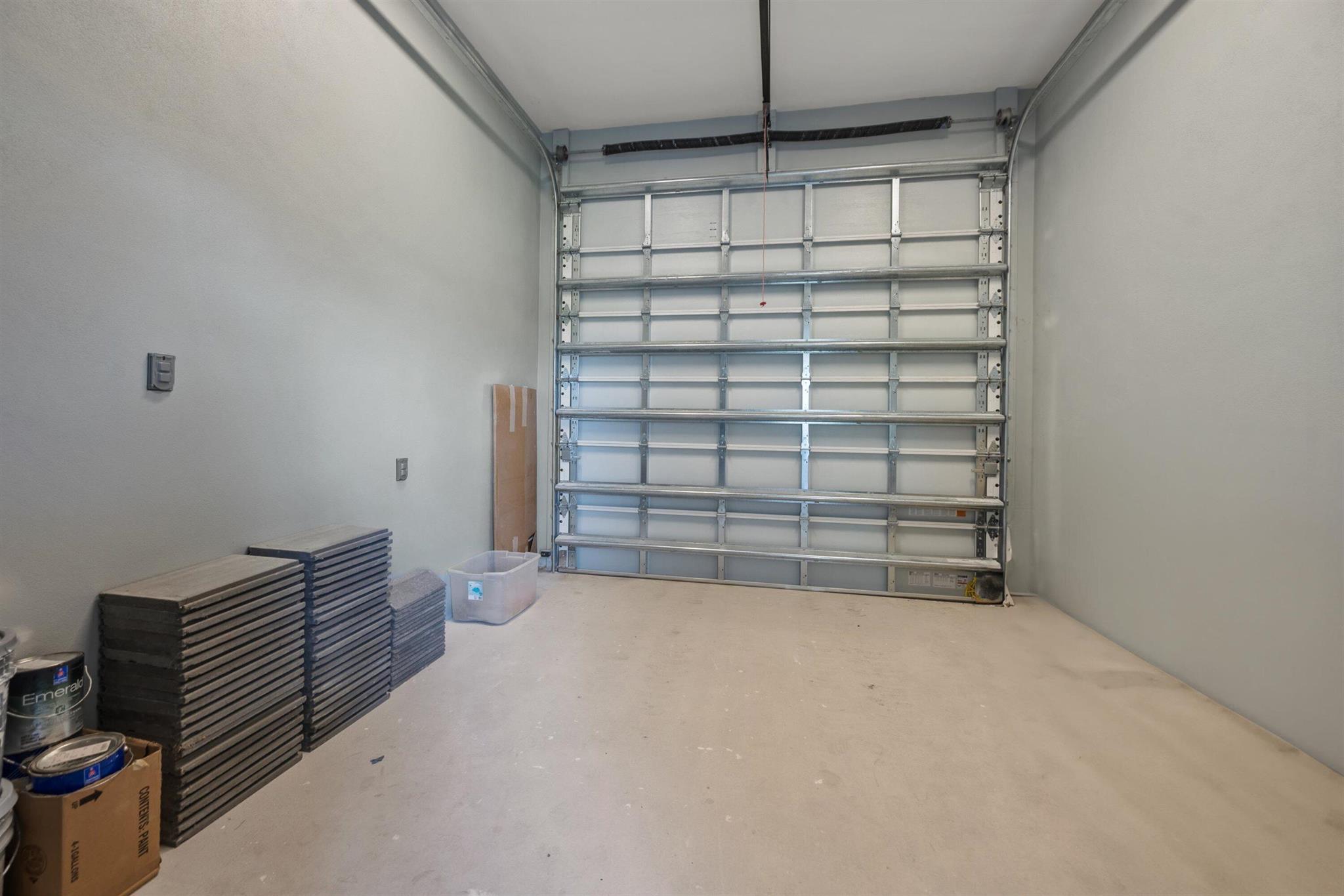 PALM BEACH POINT - Residential