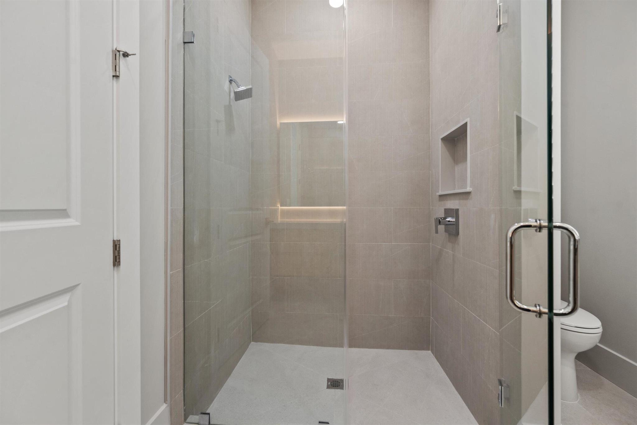 PALM BEACH POINT - Residential