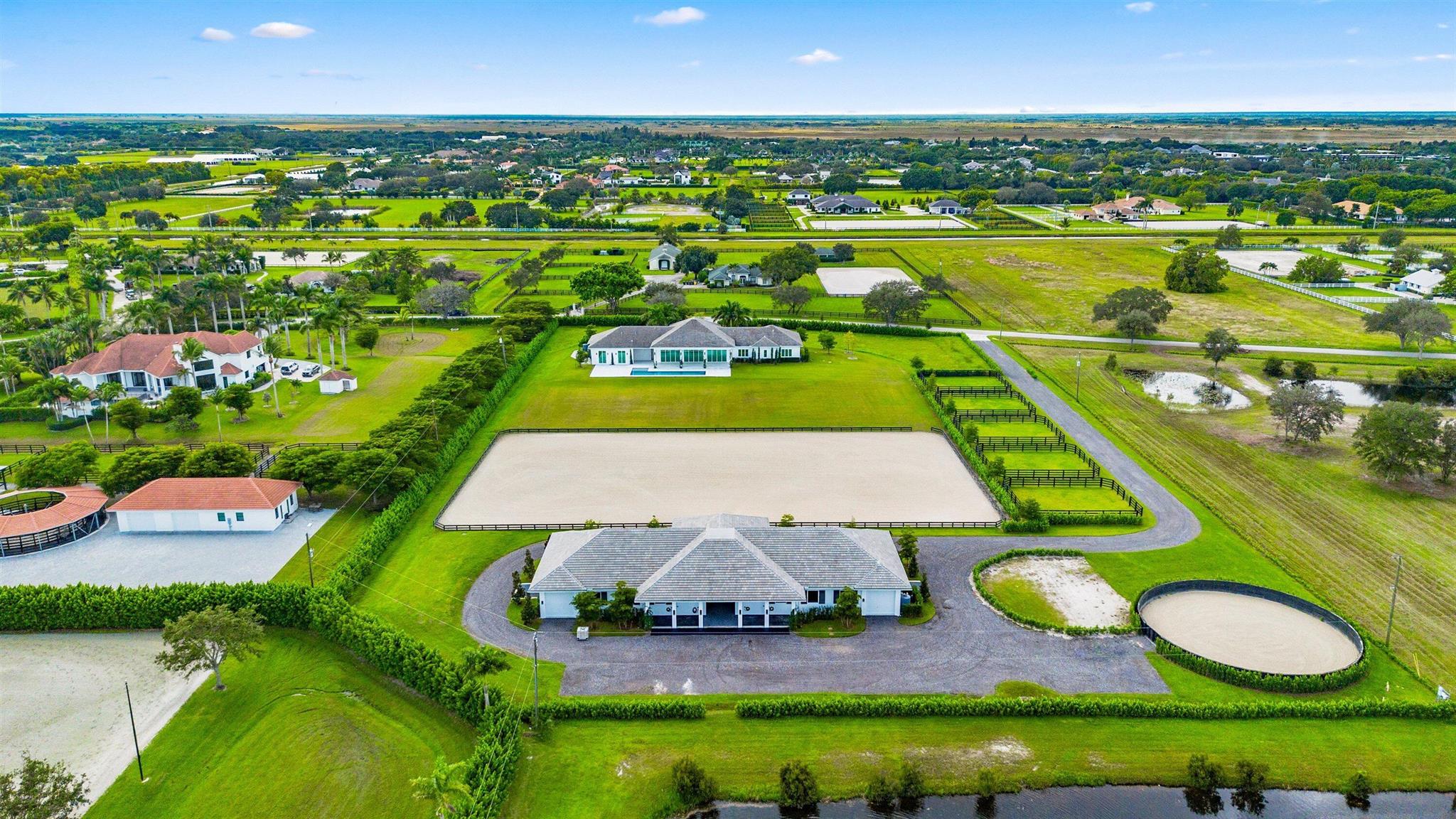 PALM BEACH POINT - Residential