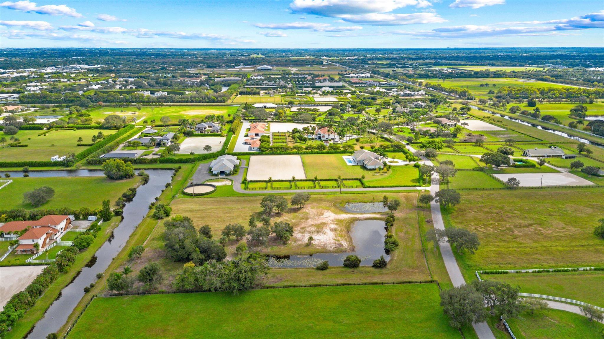 PALM BEACH POINT - Residential