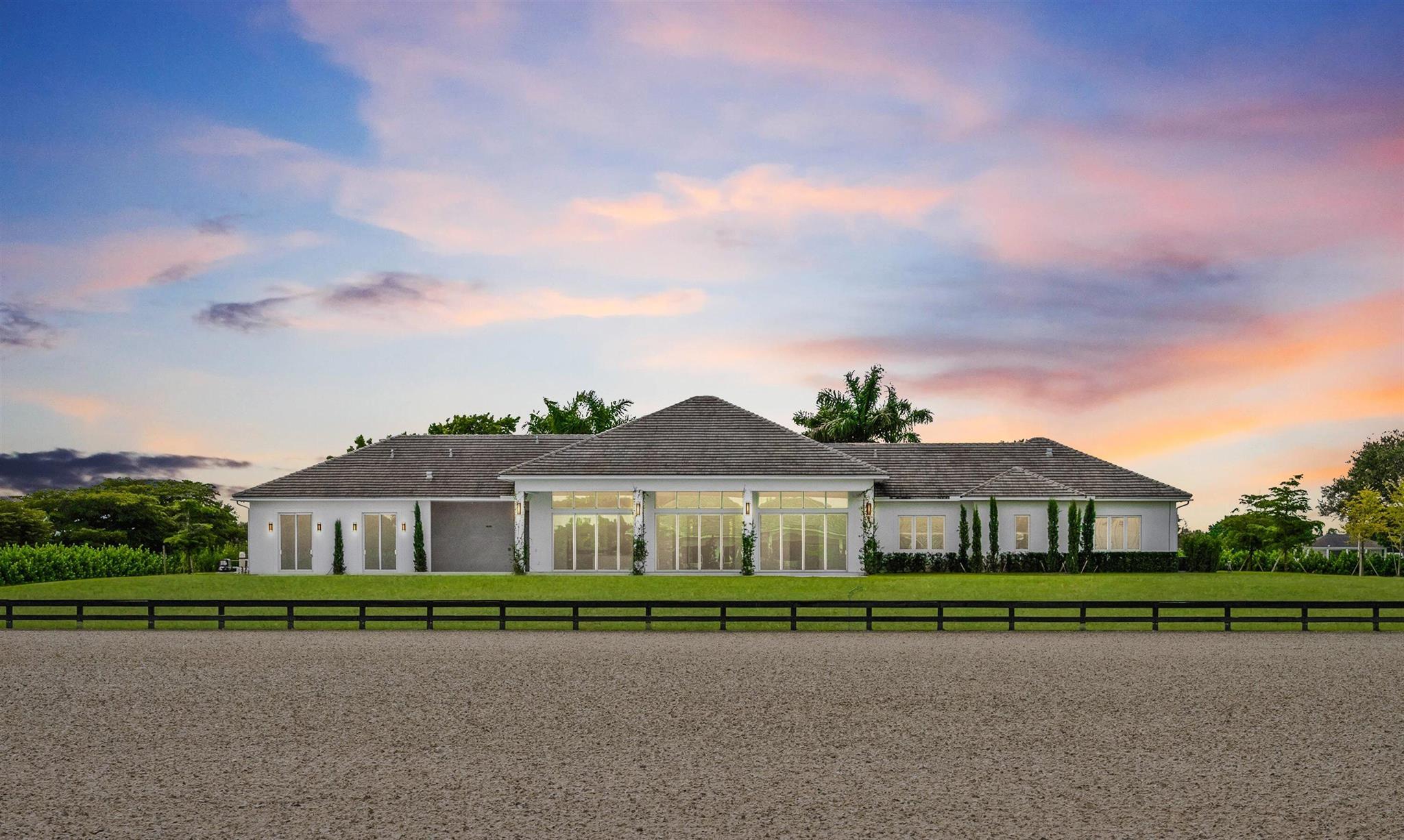 PALM BEACH POINT - Residential