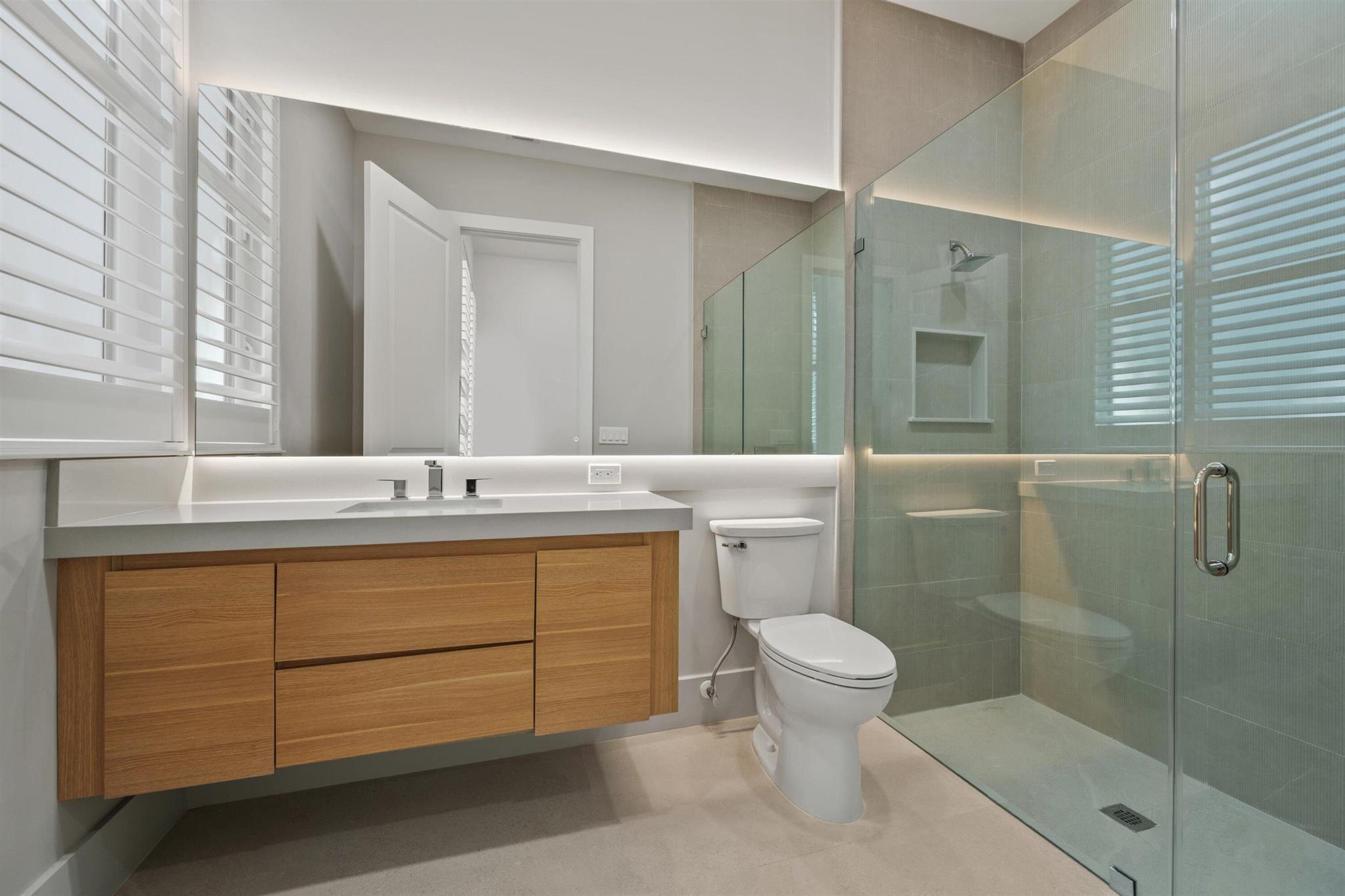 PALM BEACH POINT - Residential