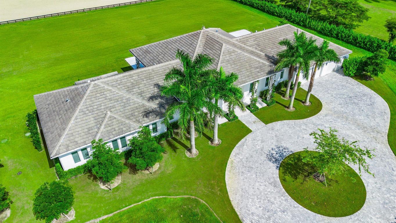 PALM BEACH POINT - Residential