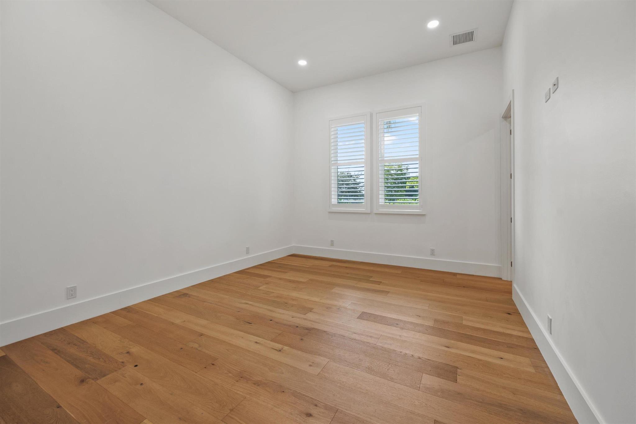 PALM BEACH POINT - Residential