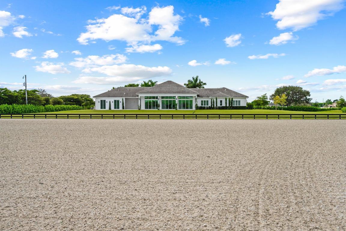 PALM BEACH POINT - Residential