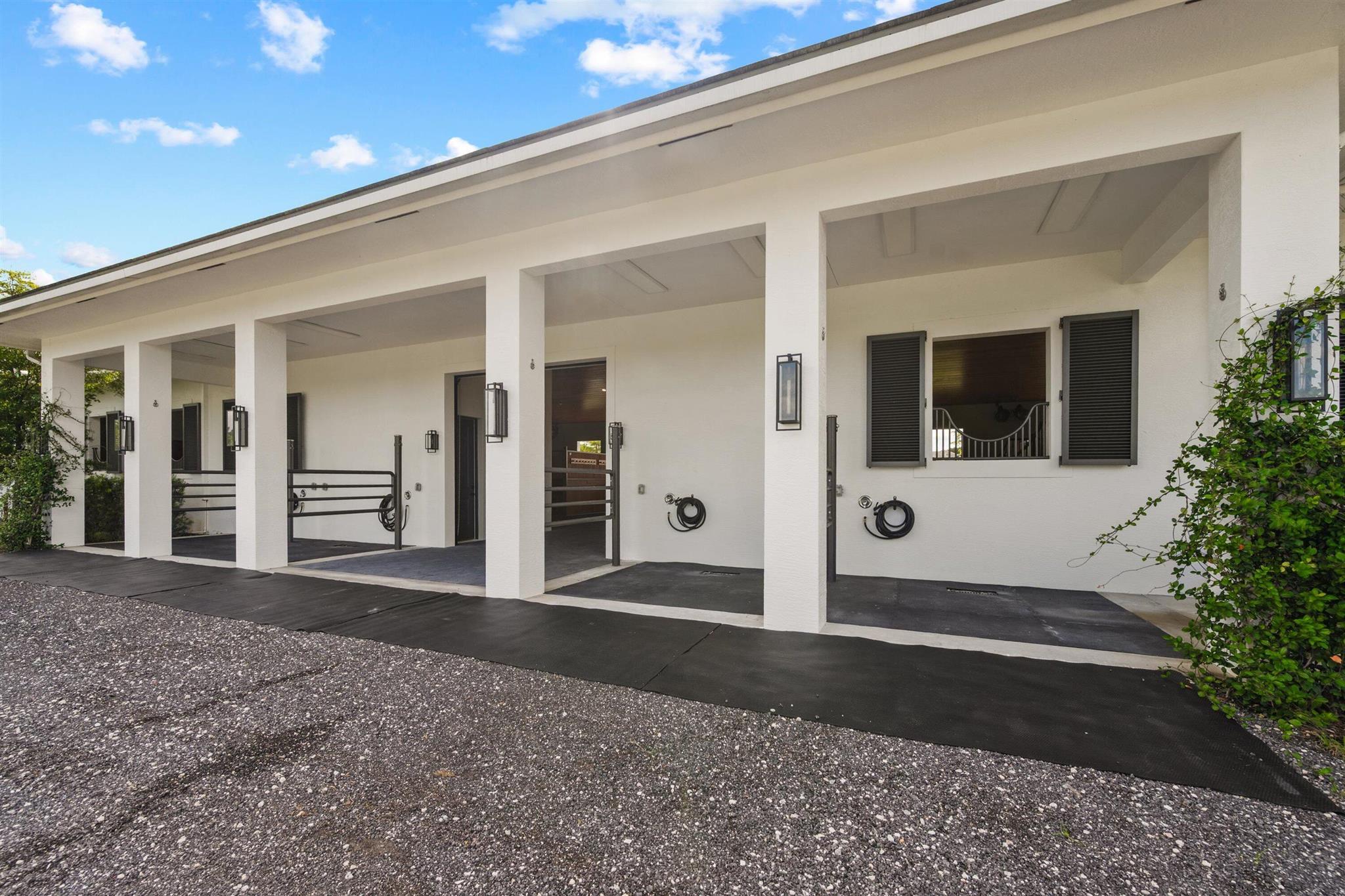 PALM BEACH POINT - Residential