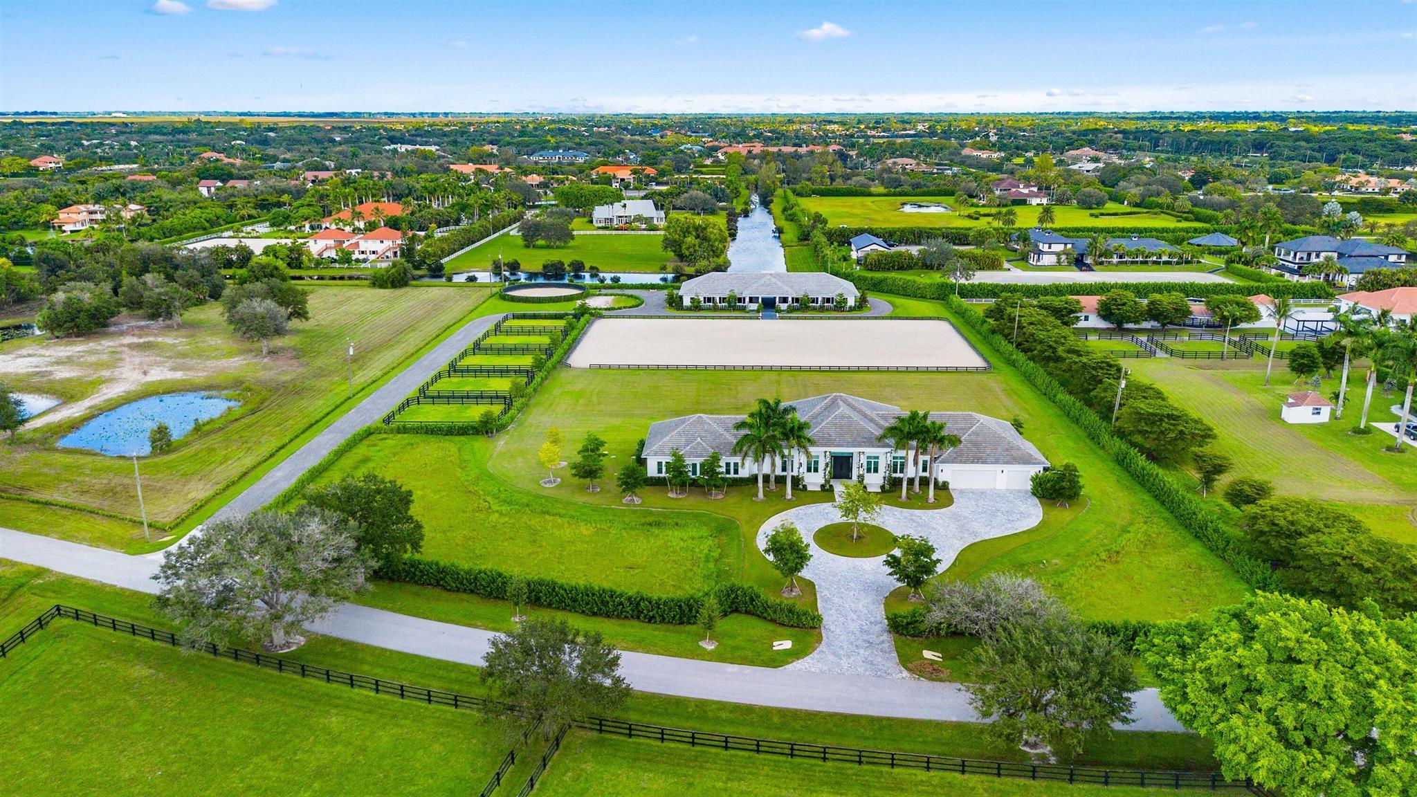 PALM BEACH POINT - Residential